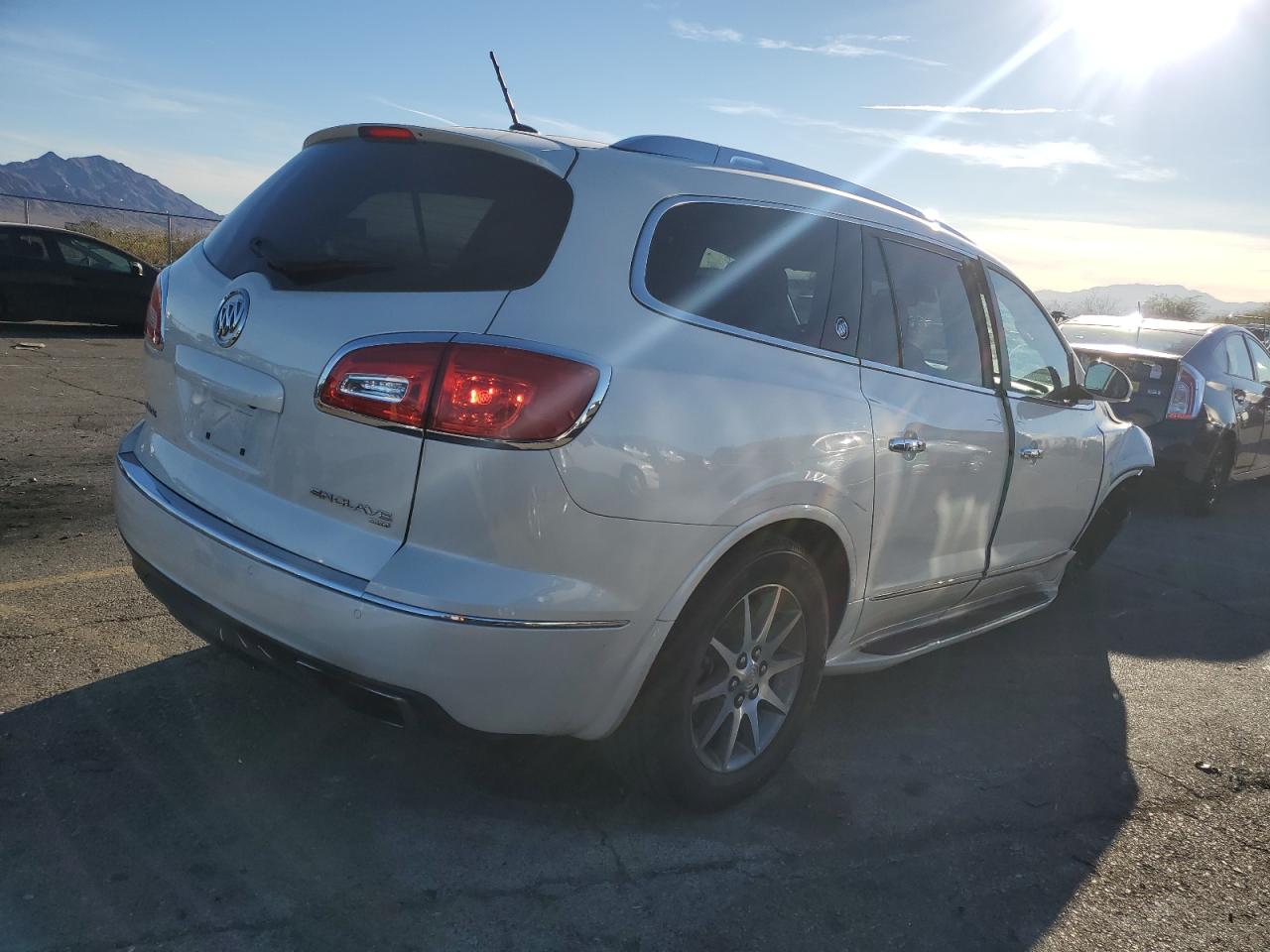 2014 Buick Enclave - Image 3