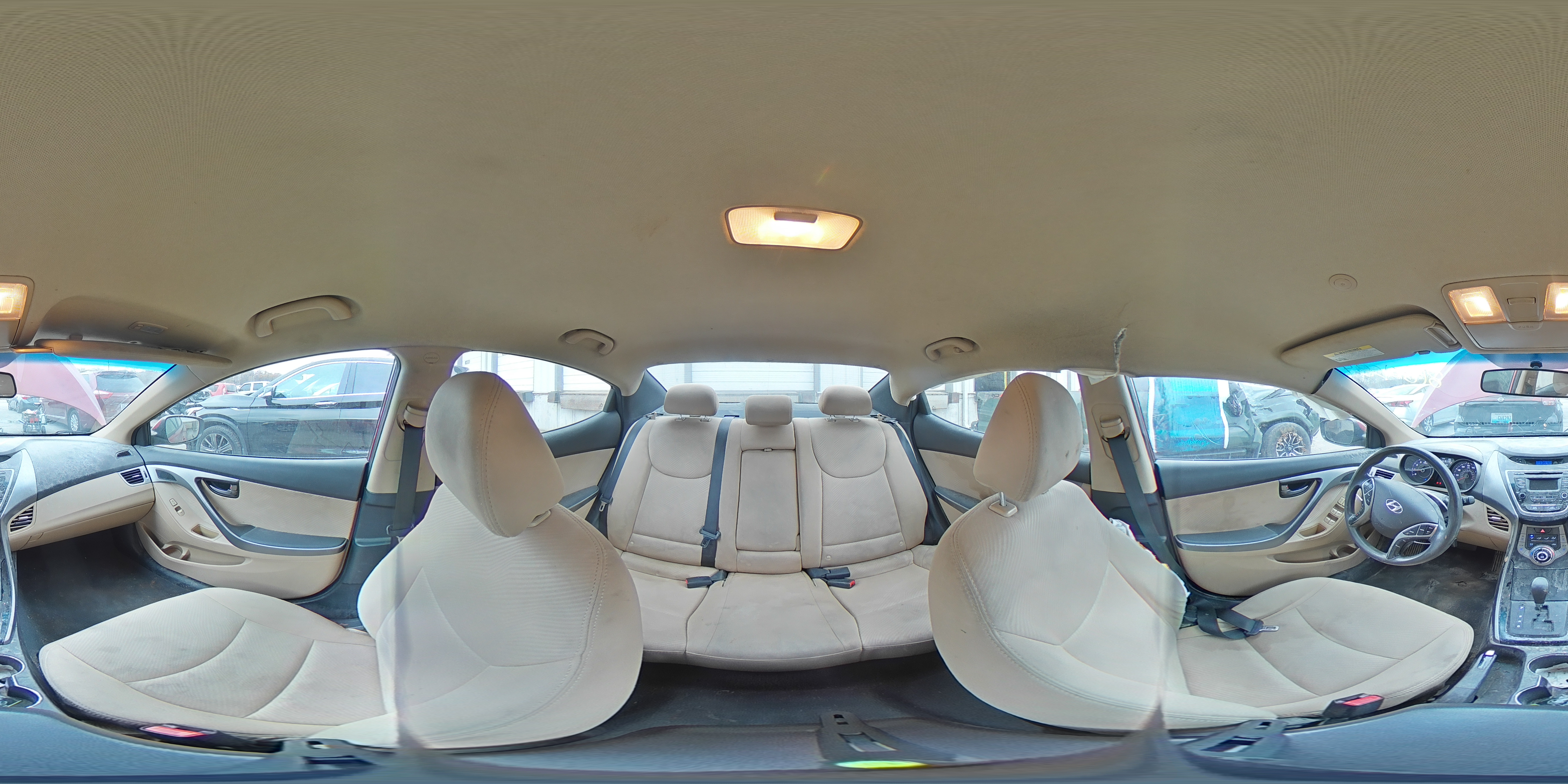 2013 Hyundai Elantra - Image 13