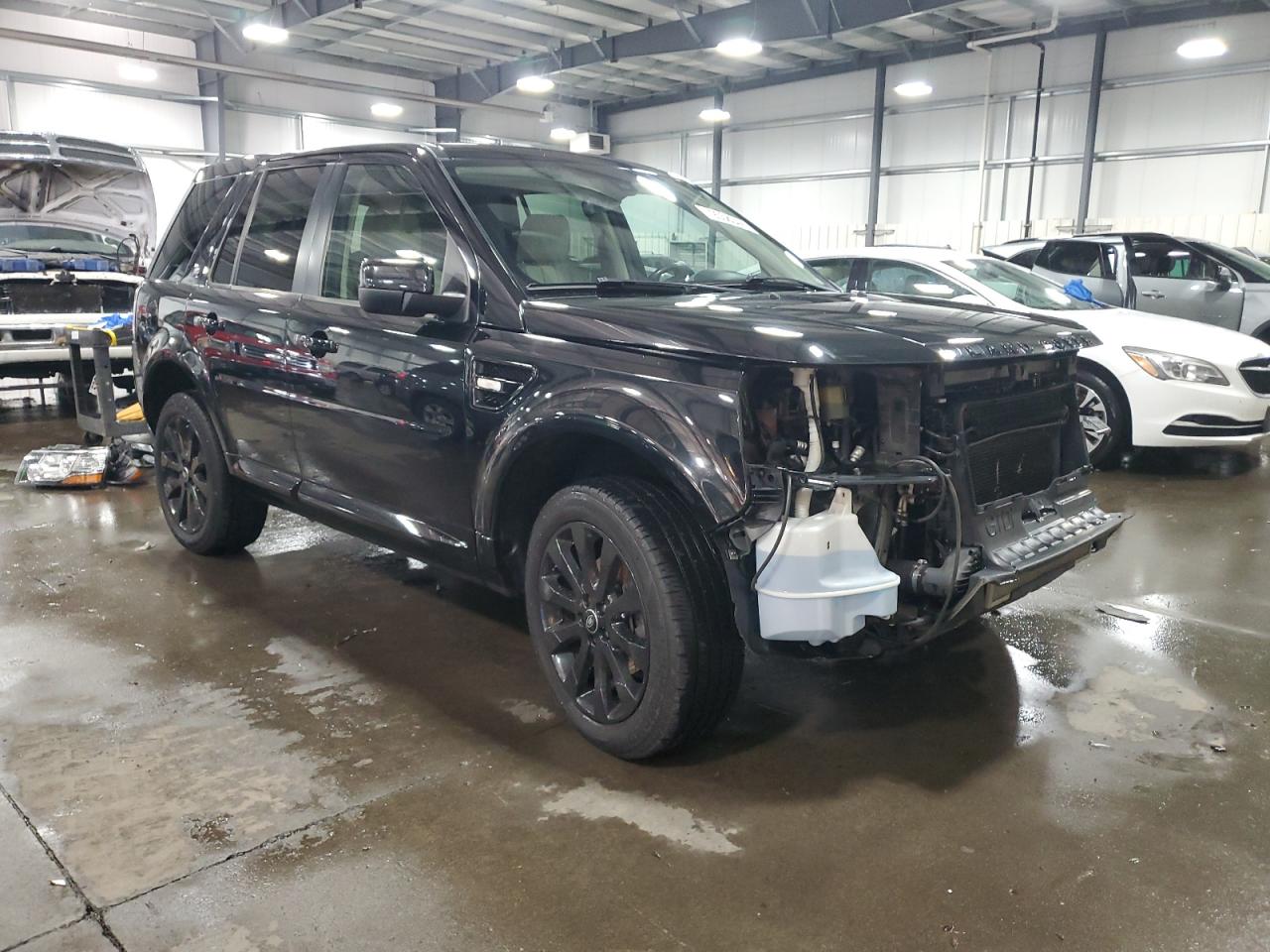 2015 Land Rover LR2 - Image 4