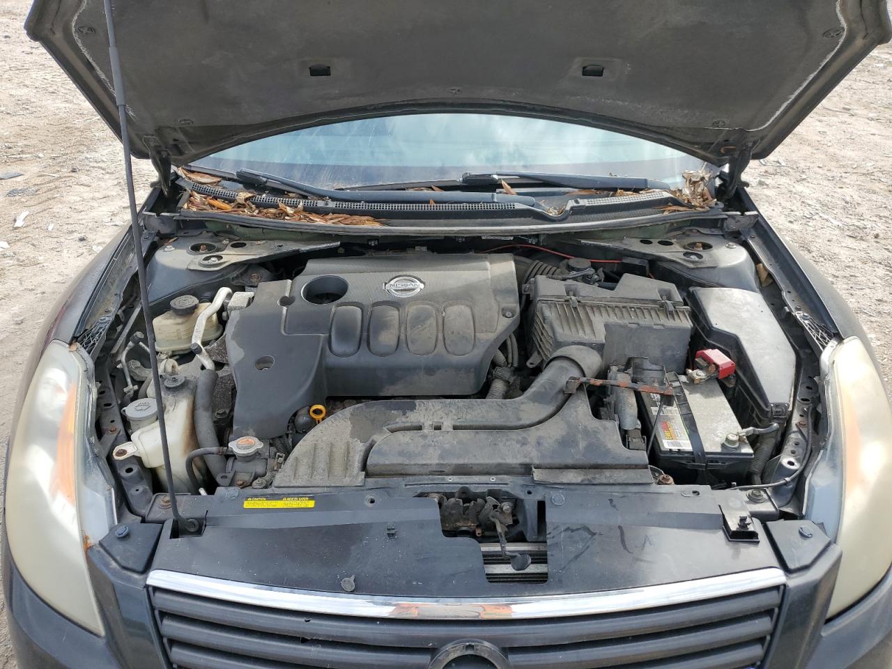 2009 Nissan Altima - Image 12