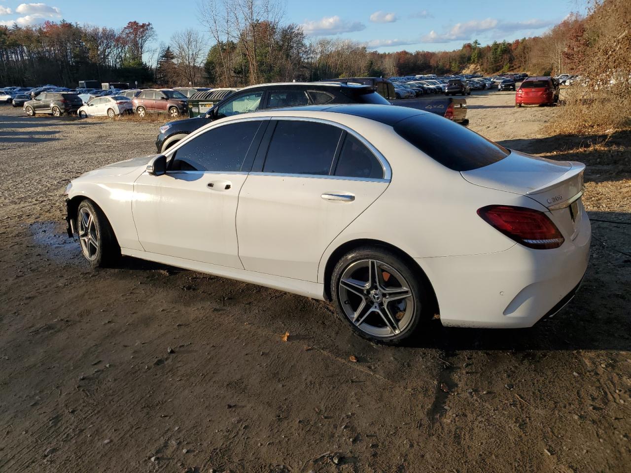 VIN 55SWF8EB5KU311105 2019 MERCEDES-BENZ C-CLASS no.2