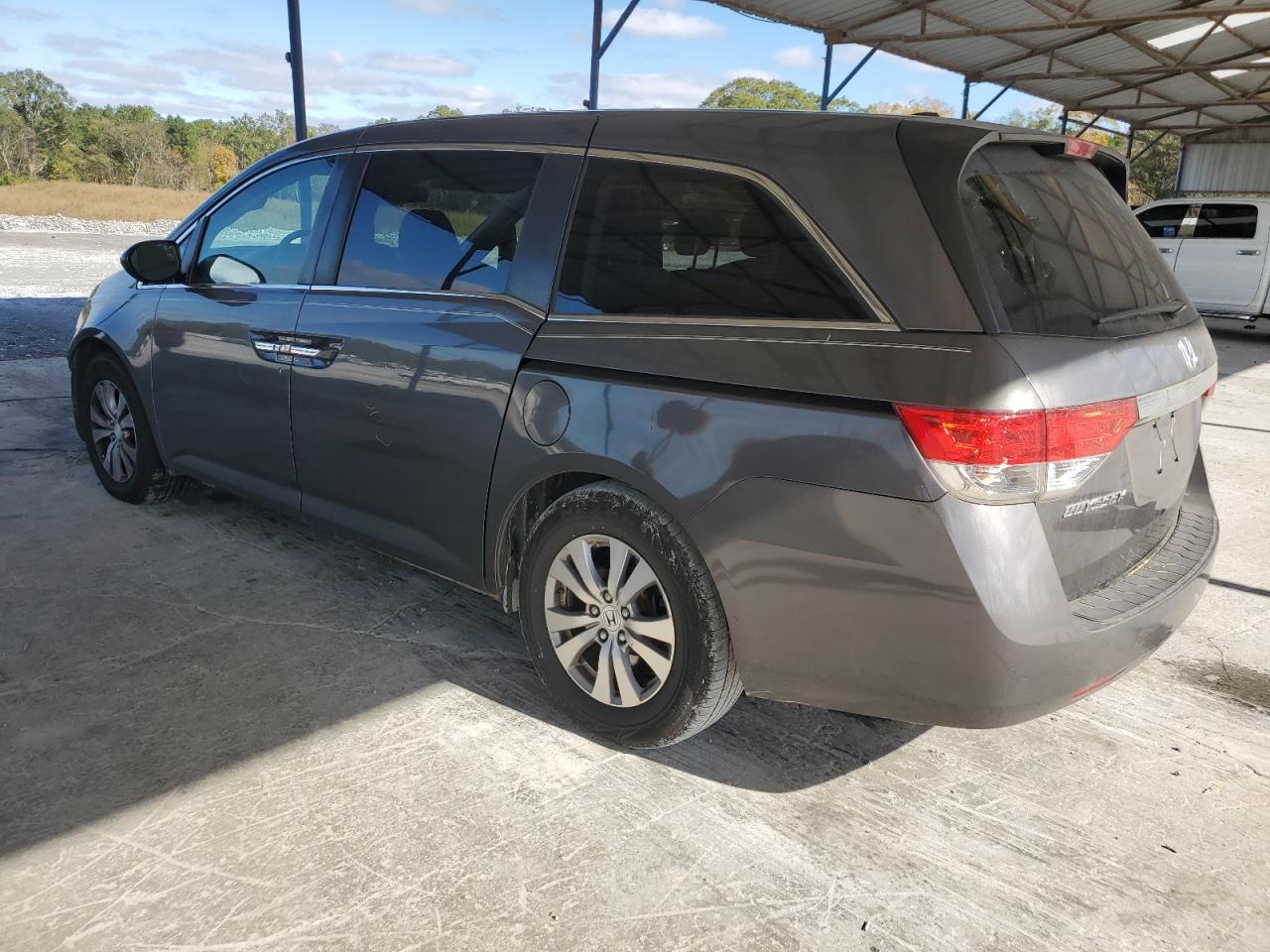2015 Honda Odyssey - Image 2