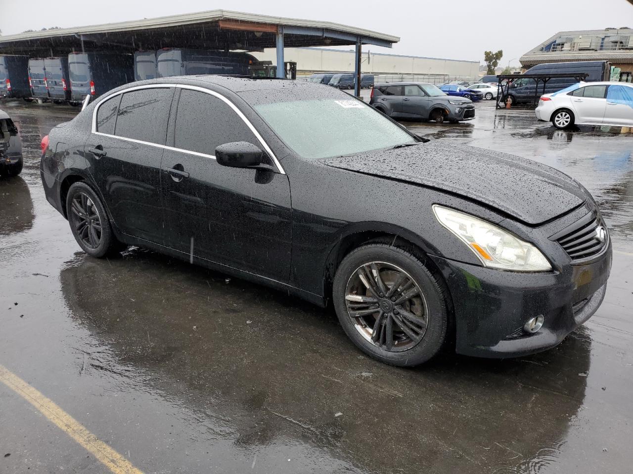 2012 Infiniti G - Image 4