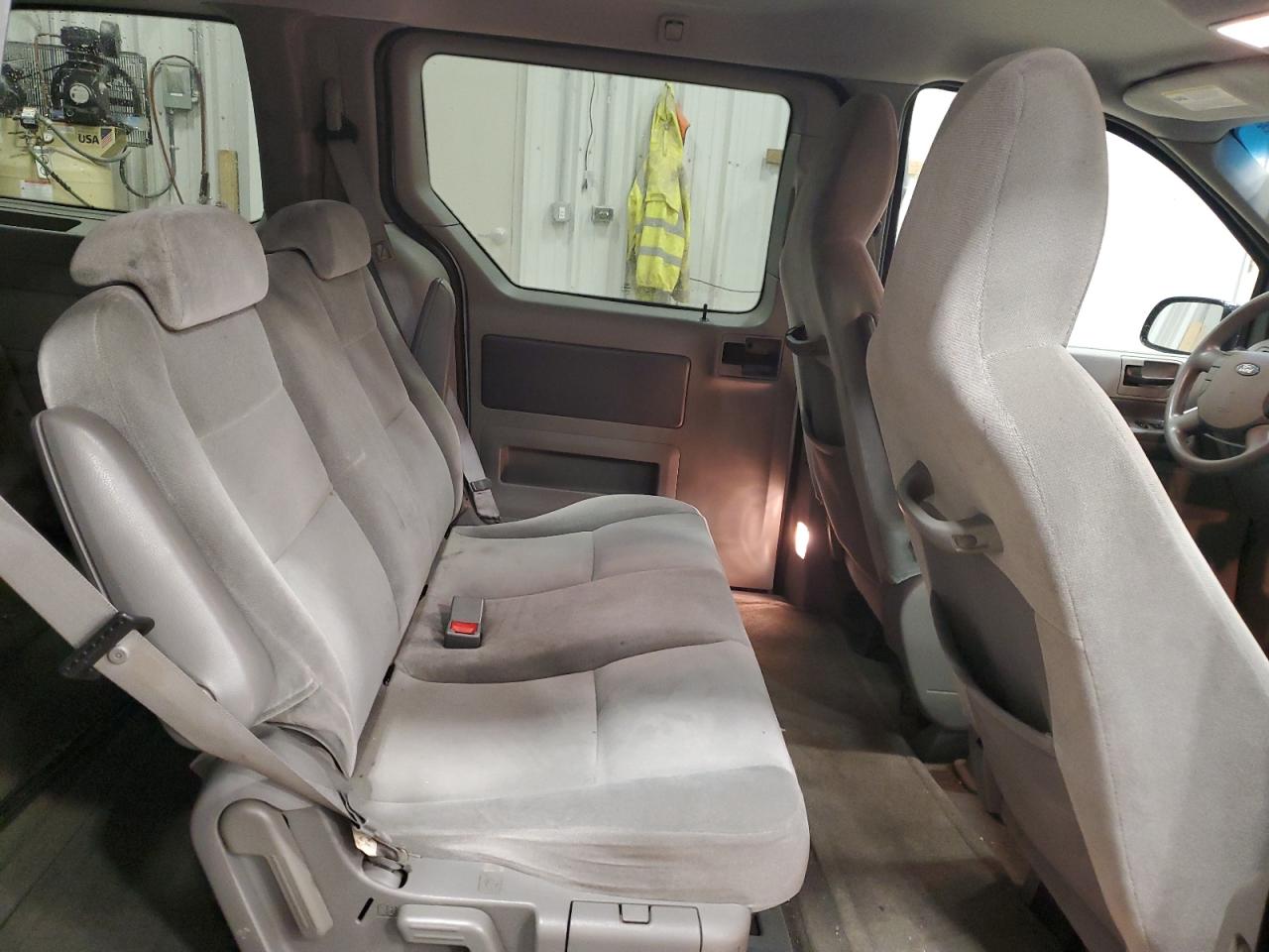 2005 Ford Freestar Ses VIN: 2FMZA57655BA56030 Lot: 80857594