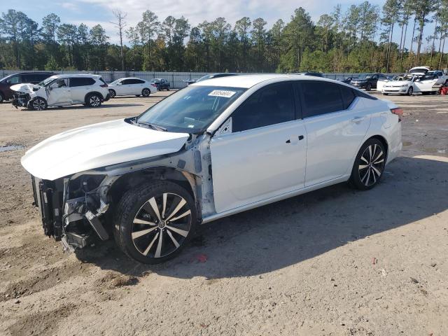  NISSAN ALTIMA 2021 White