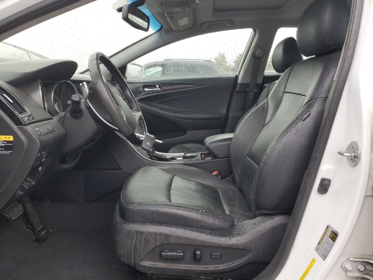 2013 Hyundai Sonata - Image 7