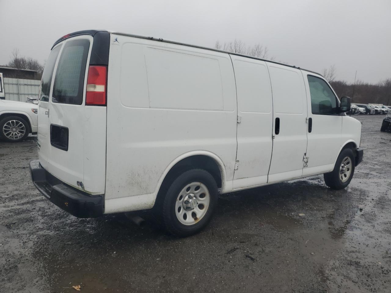 2014 Chevrolet Express G1500 VIN: 1GCSGAFX6E1109904 Lot: 82127384