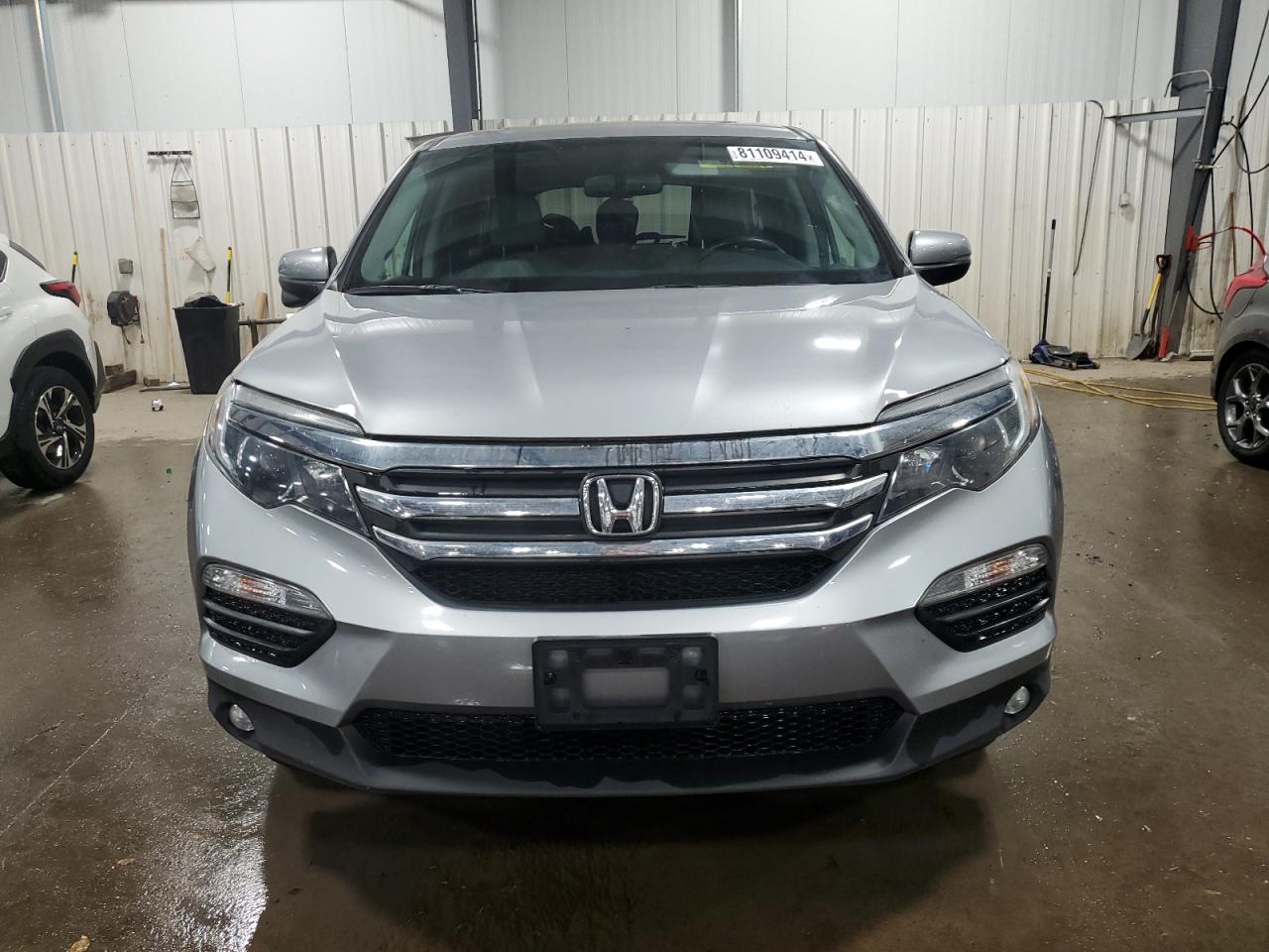 2018 Honda Pilot - Image 5