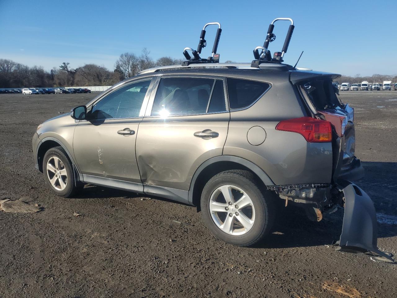 2014 Toyota RAV 4 - Image 2