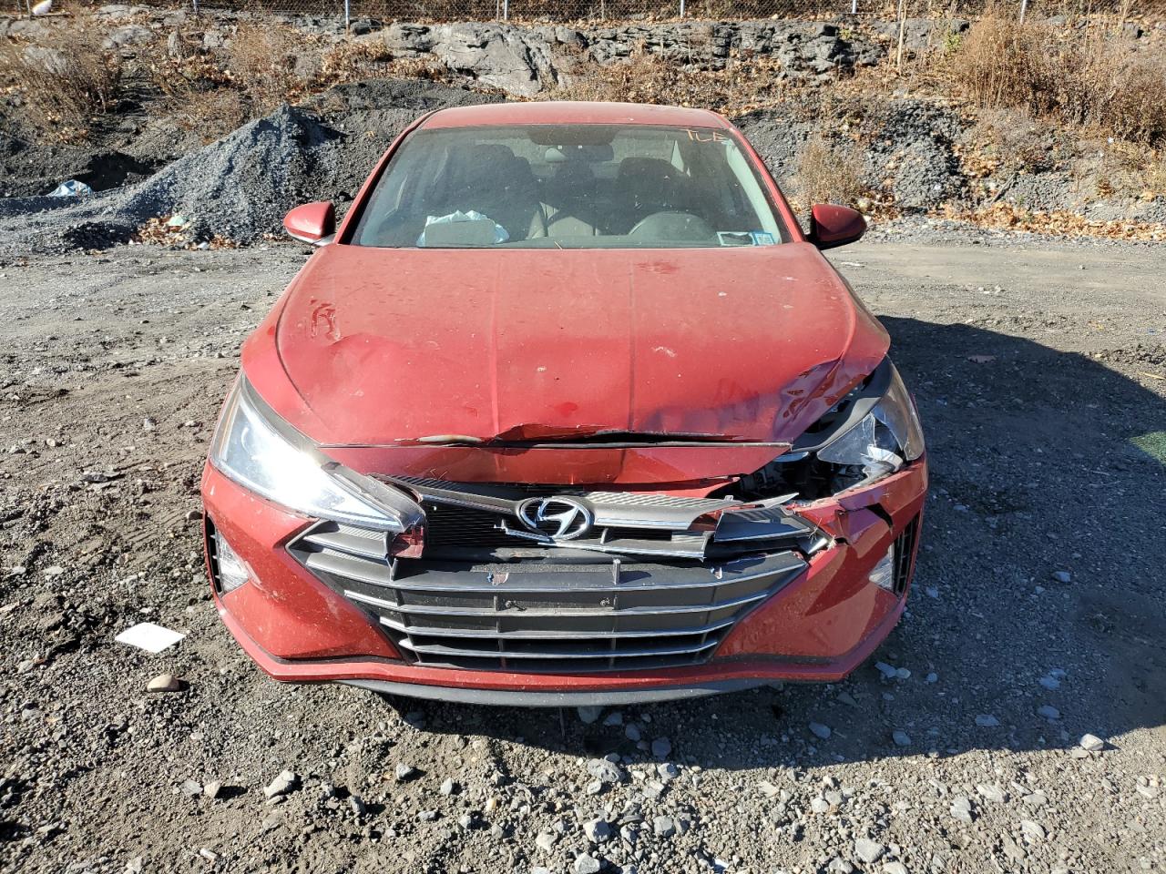 2019 Hyundai Elantra - Image 5
