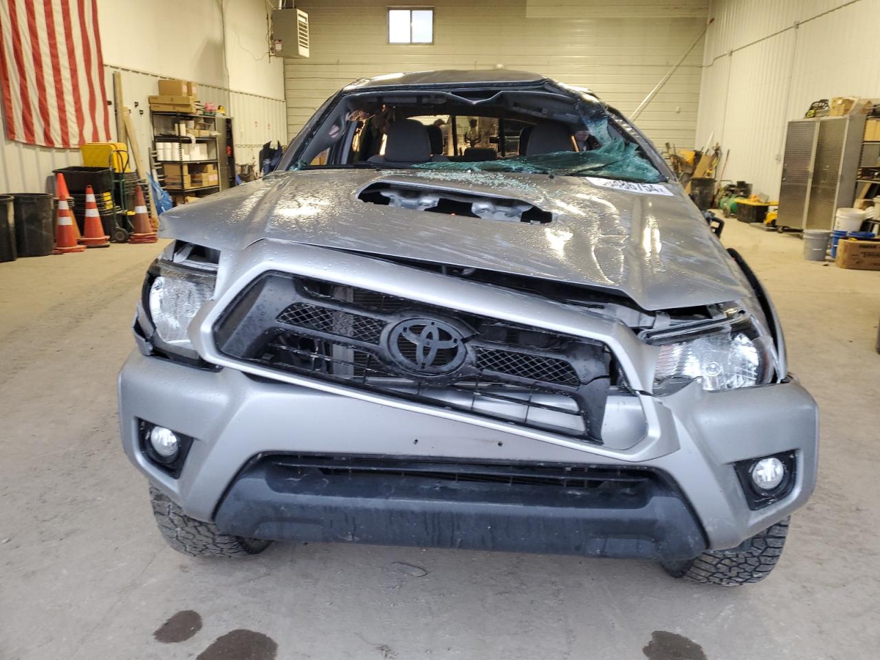 2014 Toyota Tacoma - Image 5