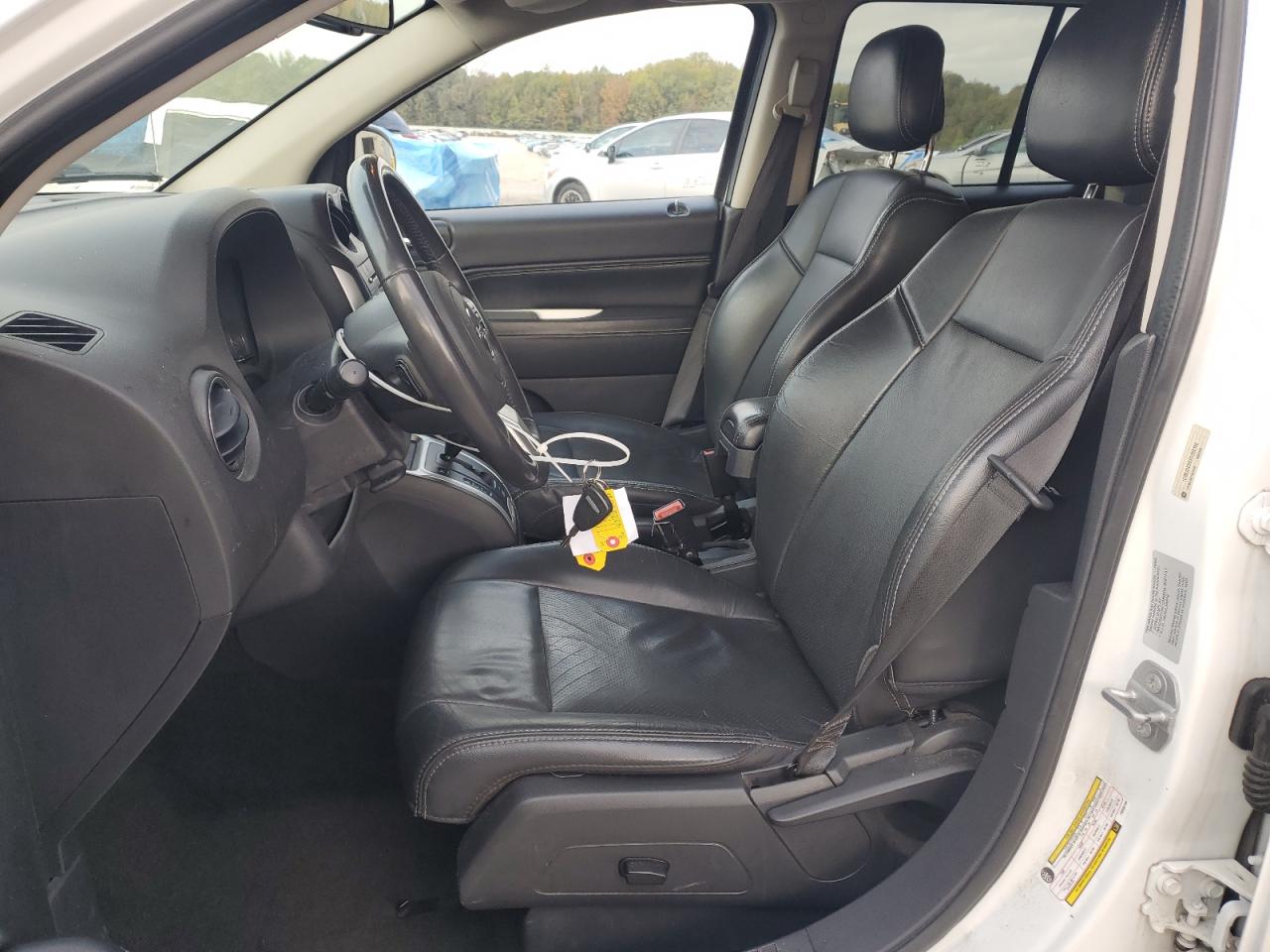 2015 Jeep Compass - Image 7