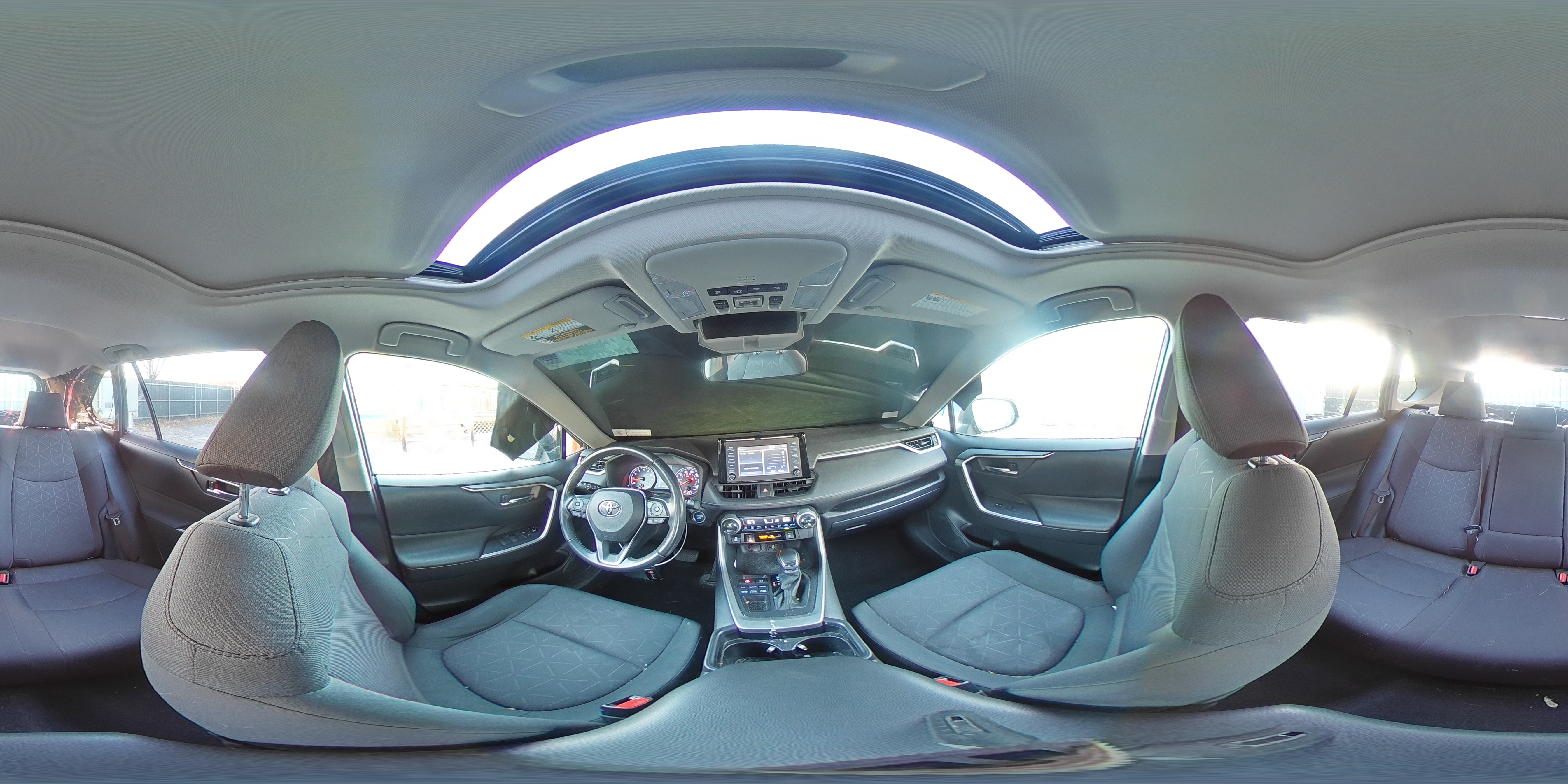 2019 Toyota RAV 4 - Image 14