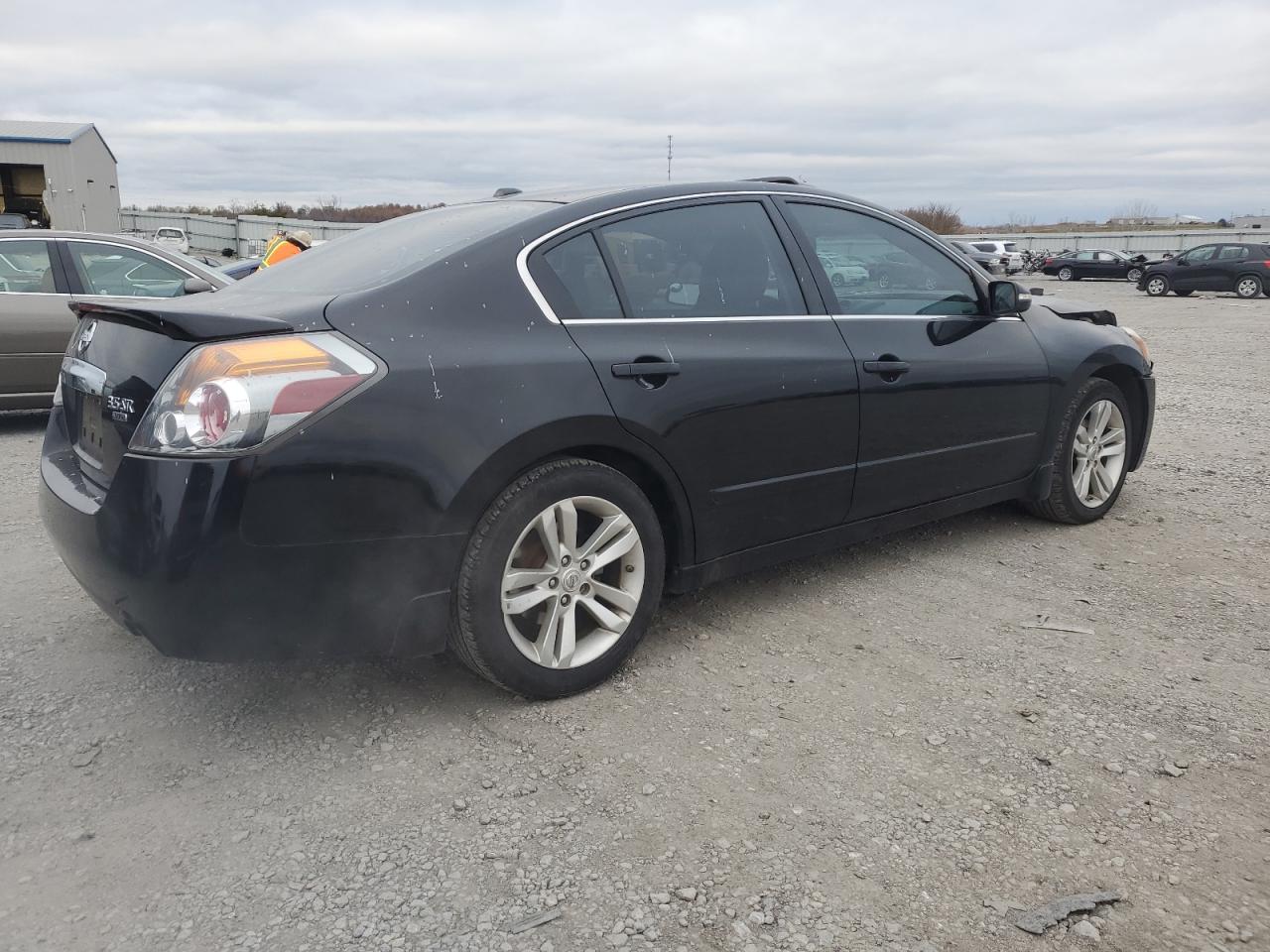 2012 Nissan Altima - Image 3