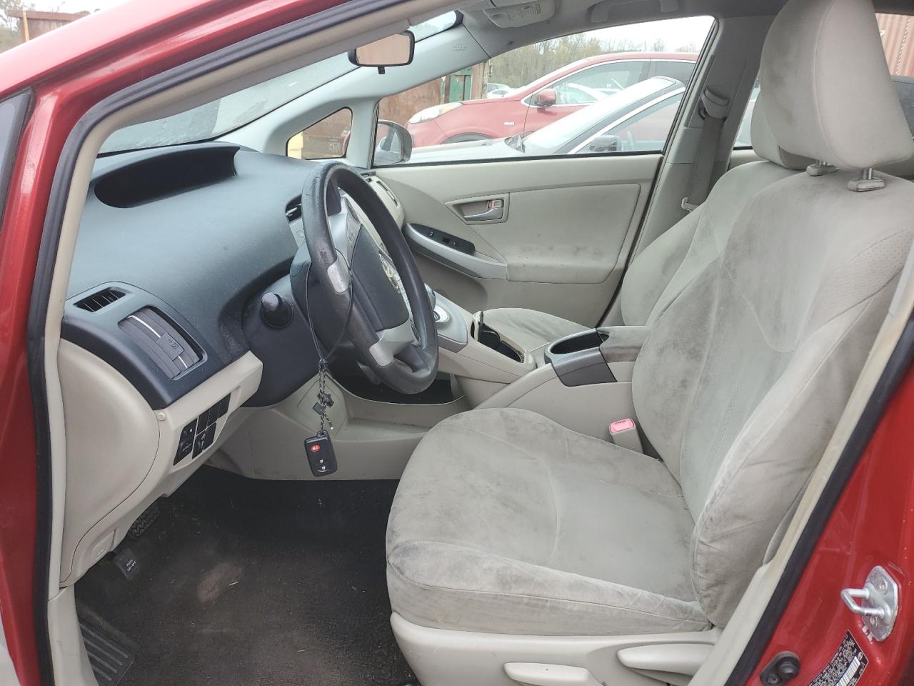 2012 Toyota Prius - Image 7