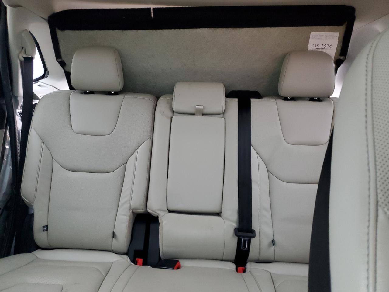 2020 Ford Edge - Image 10