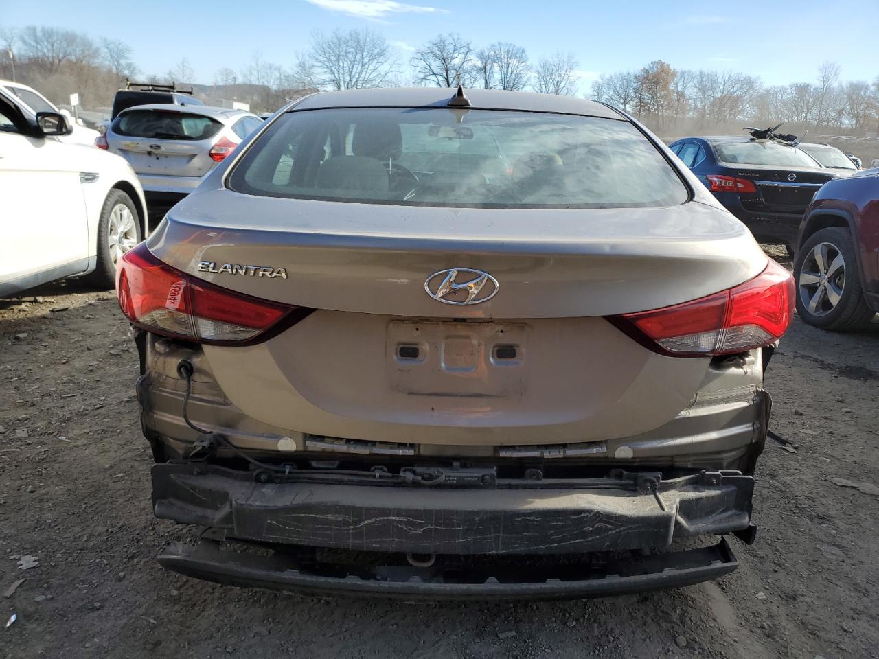 2016 Hyundai Elantra - Image 6