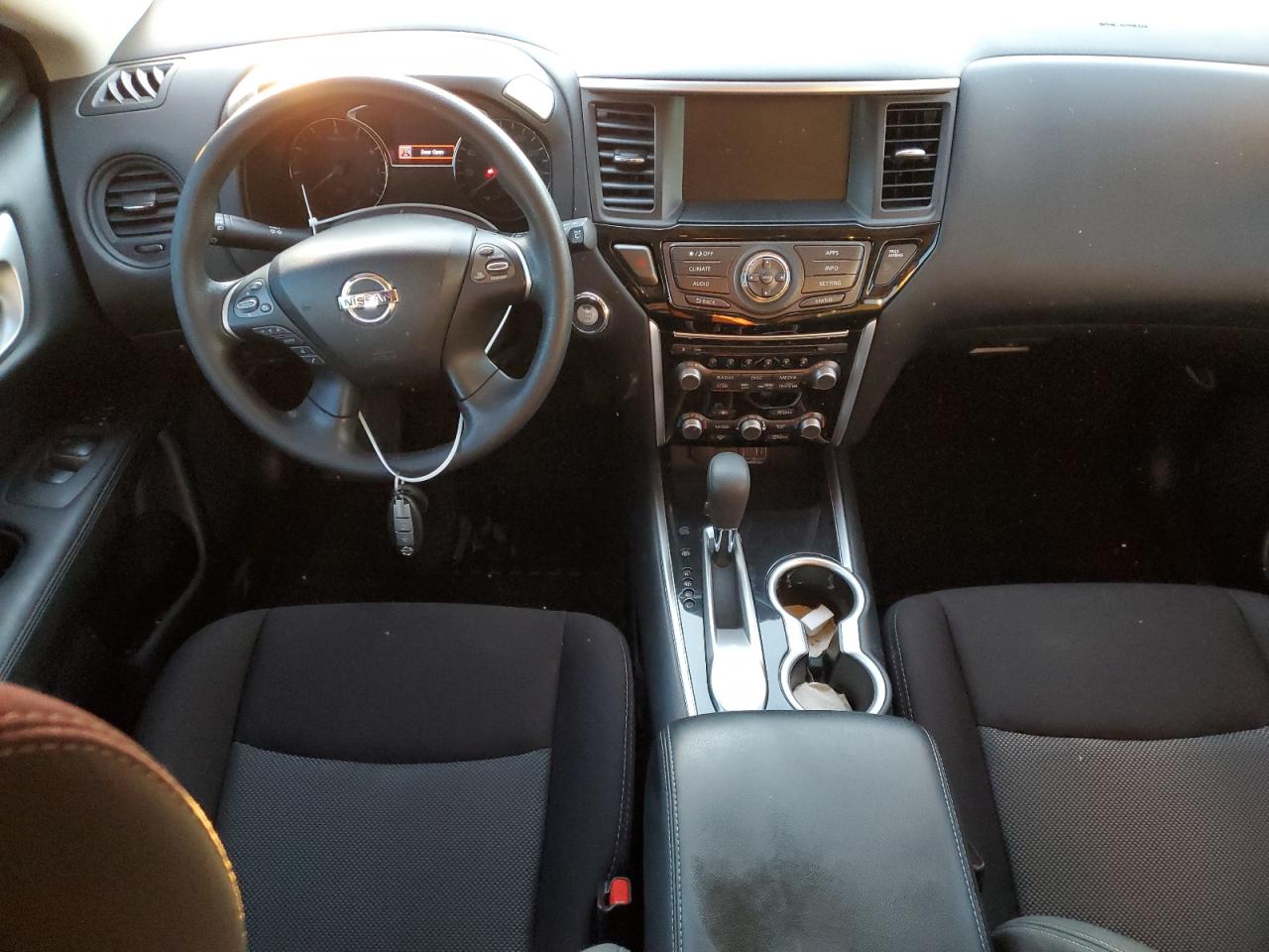 2019 Nissan Pathfinder - Image 8
