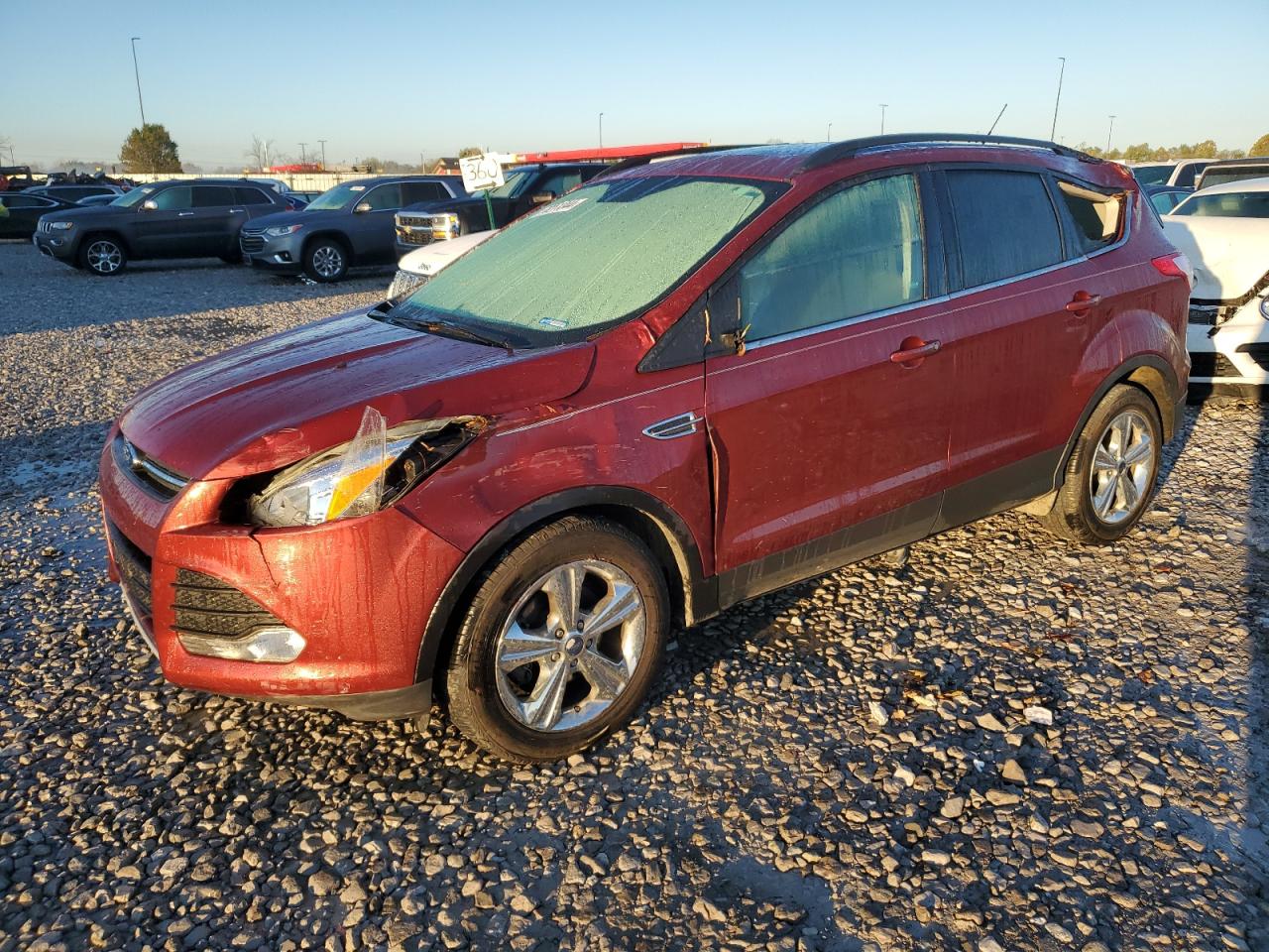 VIN 1FMCU0GX9FUC03549 2015 FORD ESCAPE no.1