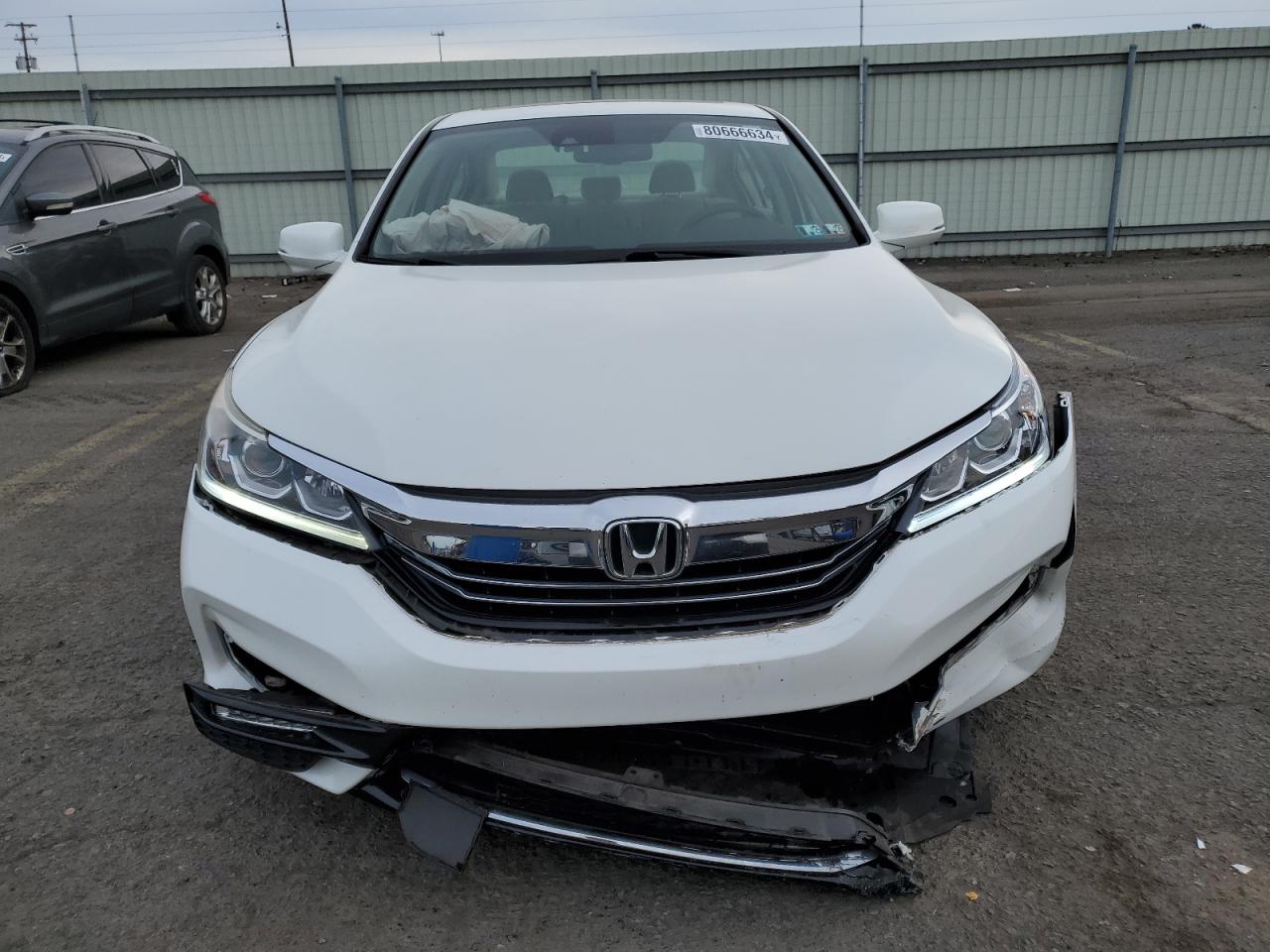 2017 Honda Accord - Image 5