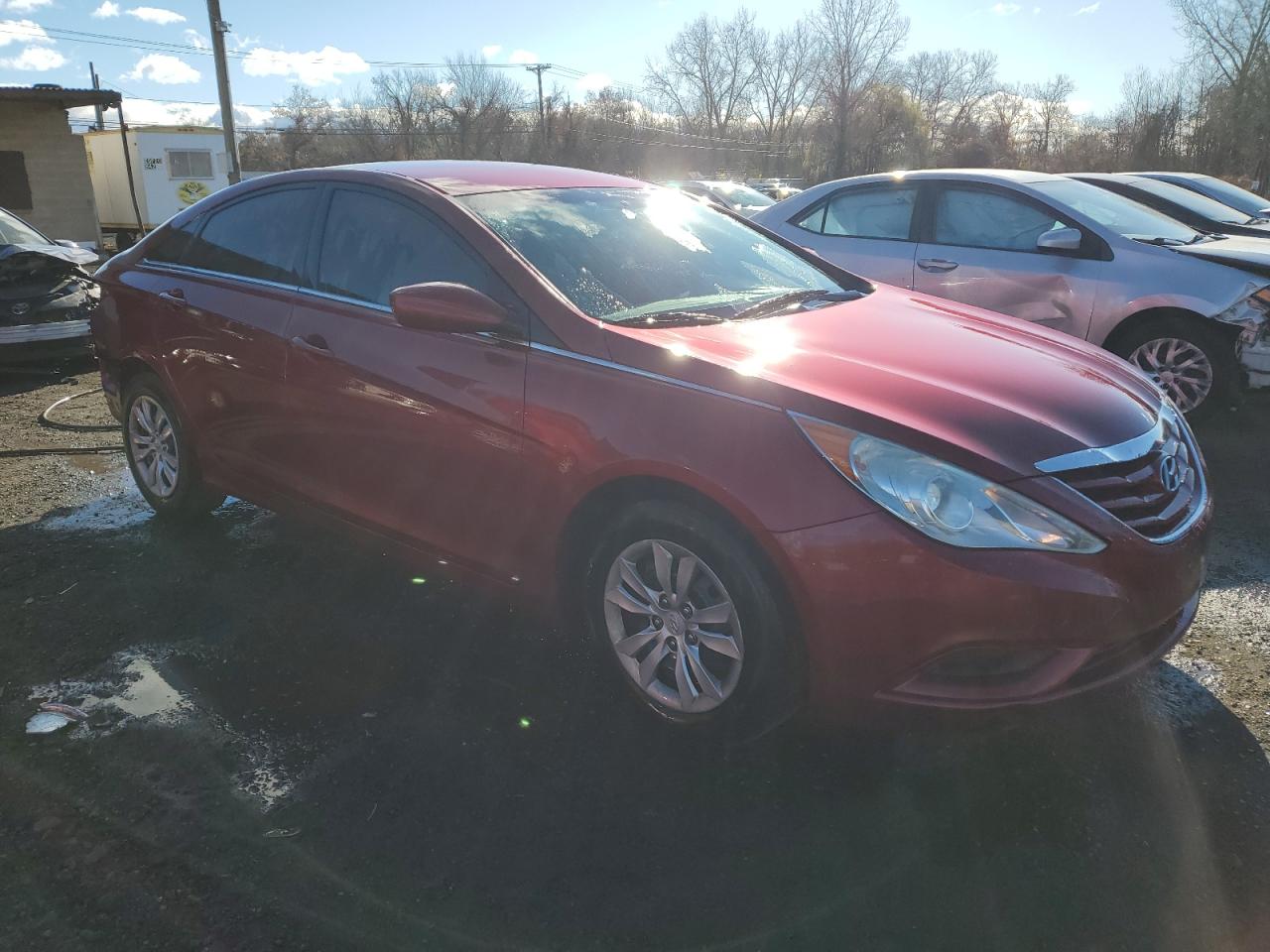 2011 Hyundai Sonata - Image 4