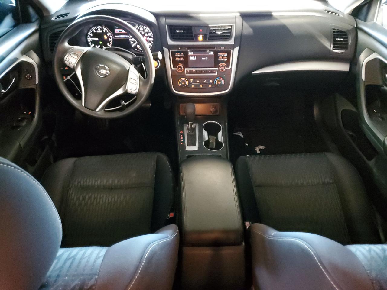 2018 Nissan Altima - Image 8
