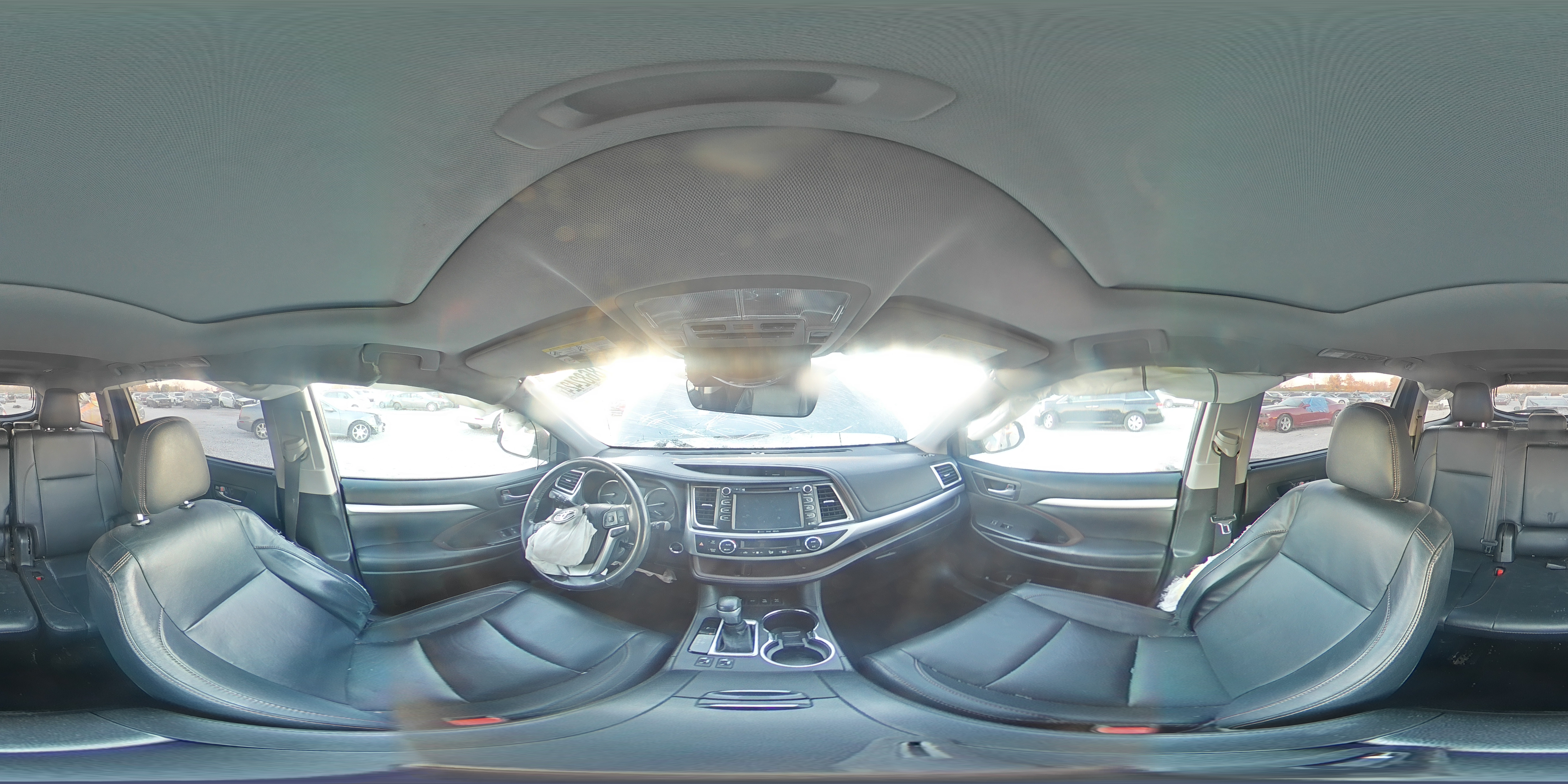 2018 Toyota Highlander - Image 14