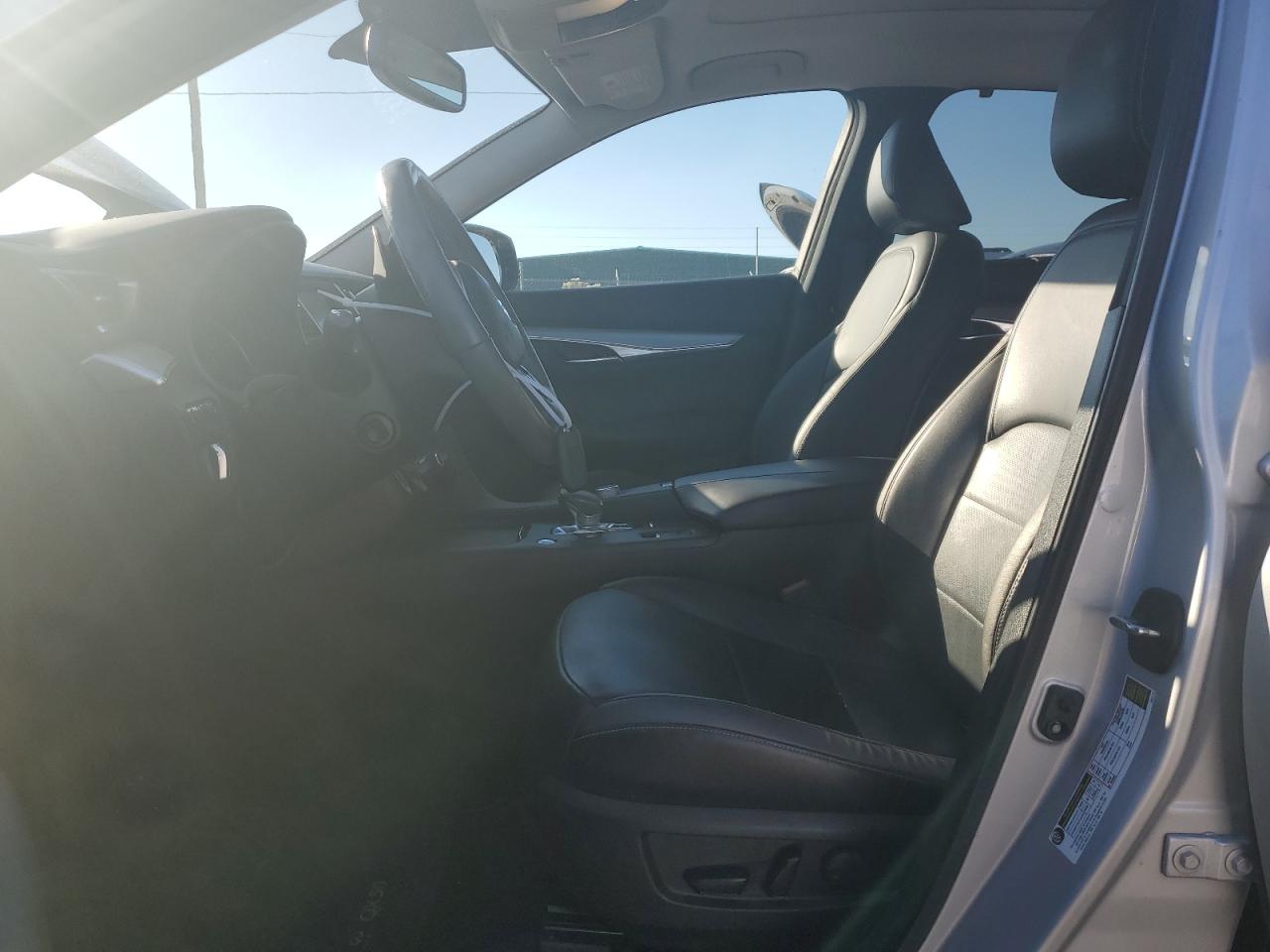 2020 Infiniti QX50 - Image 7