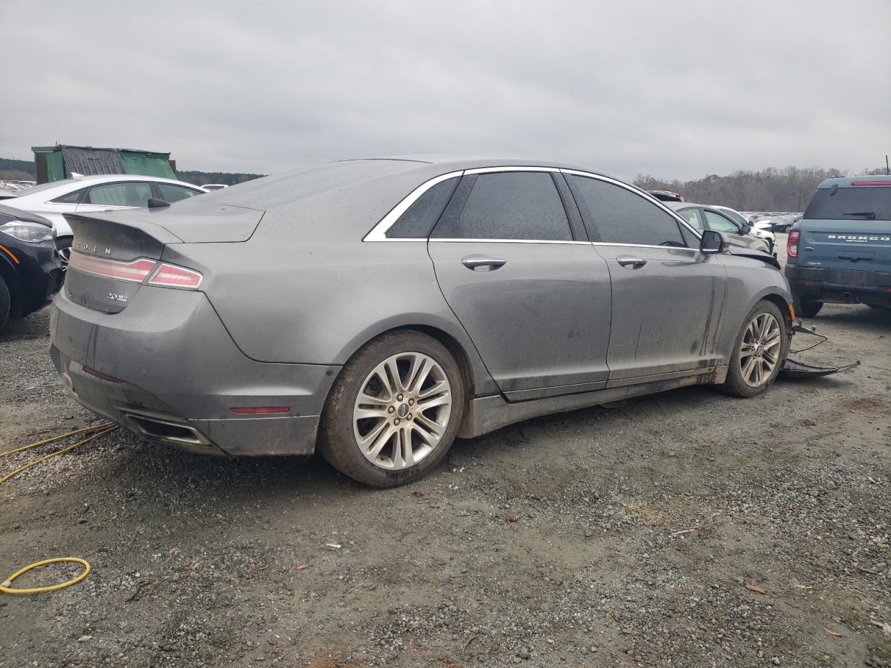 2014 Lincoln MKZ - Image 3