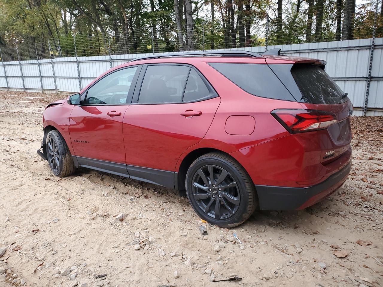 3GNAXMEG5RS106843 2024 CHEVROLET EQUINOX - Image 2