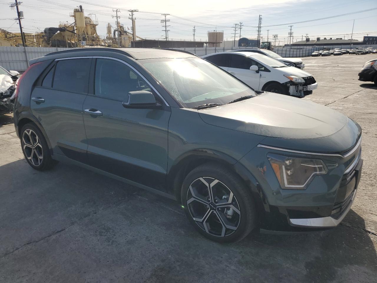 2023 Kia Niro - Image 4