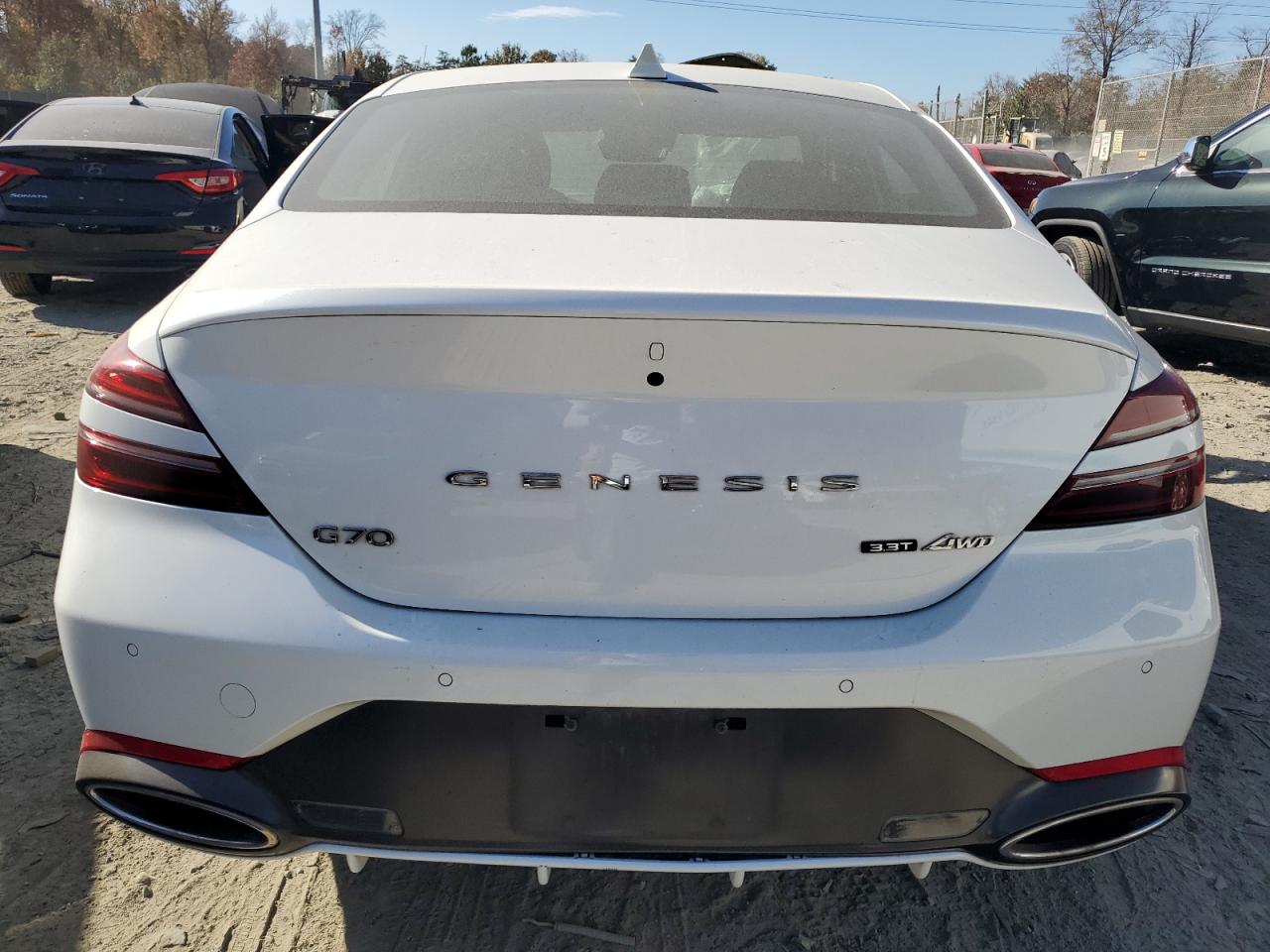 2023 Genesis G70 - Image 6