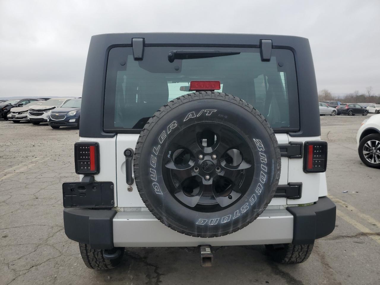 2015 Jeep Wrangler Unlimited Sahara VIN: 1C4BJWEG1FL530516 Lot: 78881874