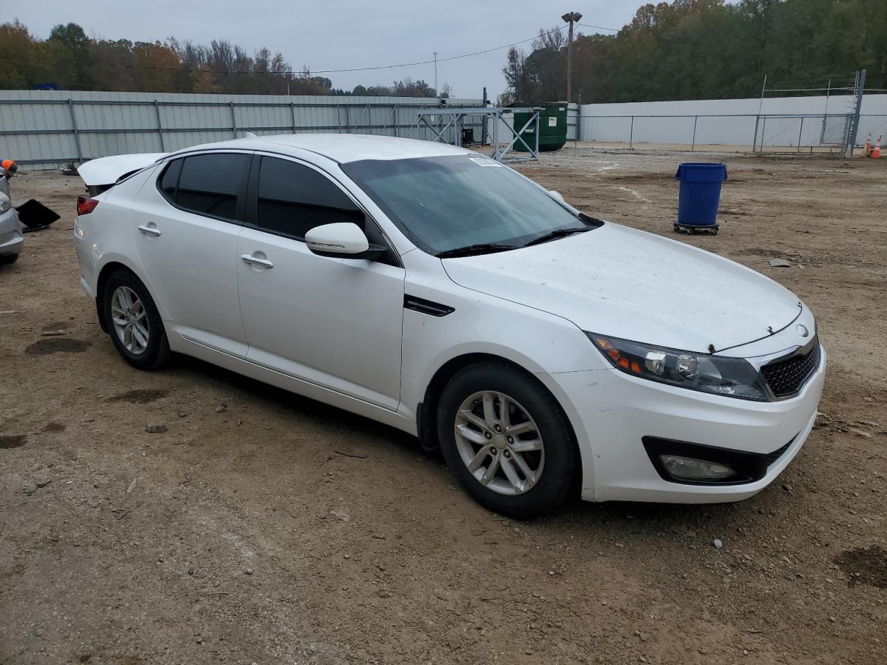 VIN KNAGM4A77D5361379 2013 KIA OPTIMA no.4