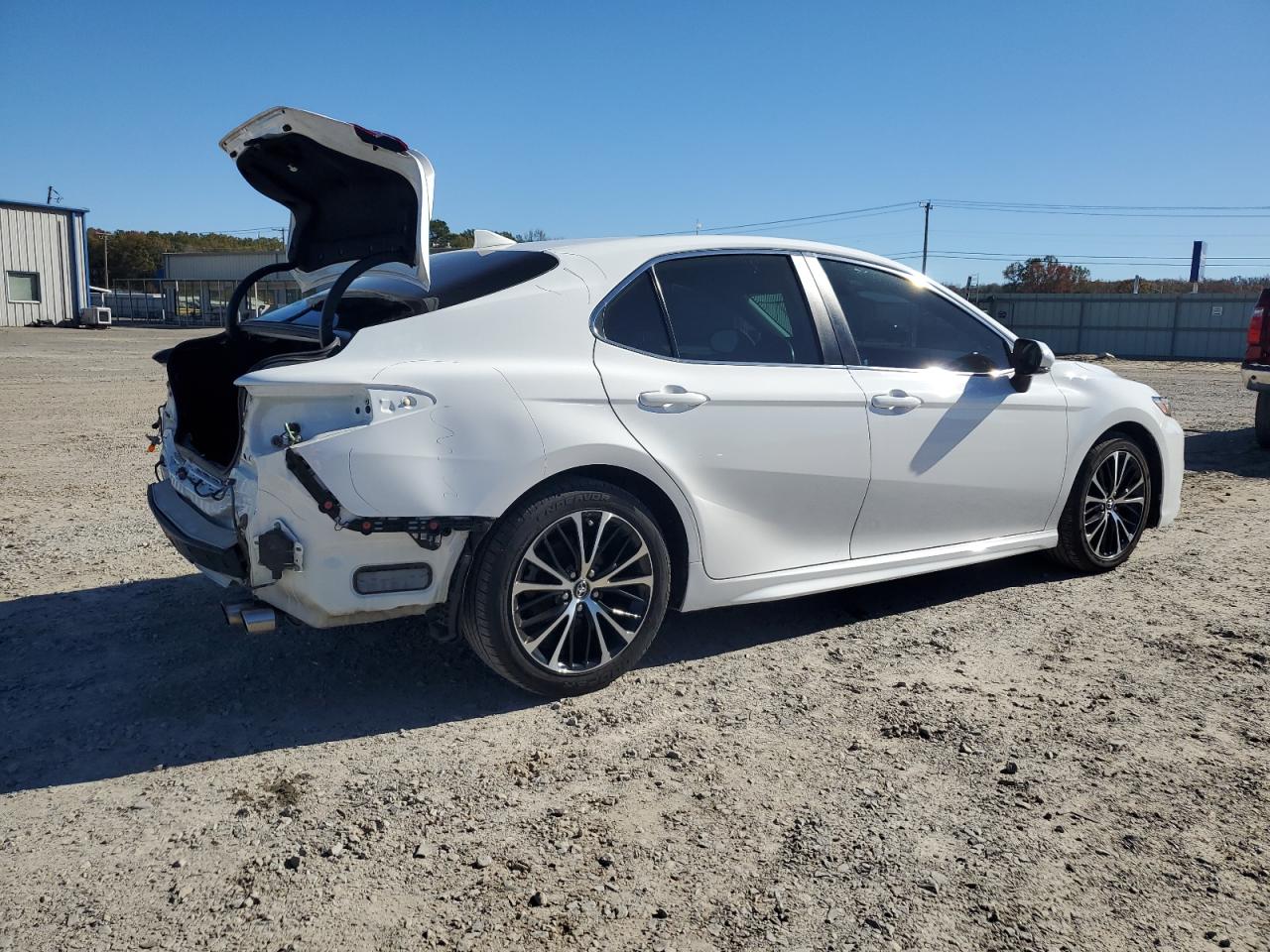 2019 Toyota Camry - Image 3