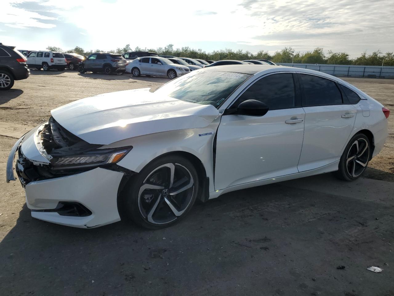 VIN 1HGCV3F21NA037182 2022 HONDA ACCORD no.1