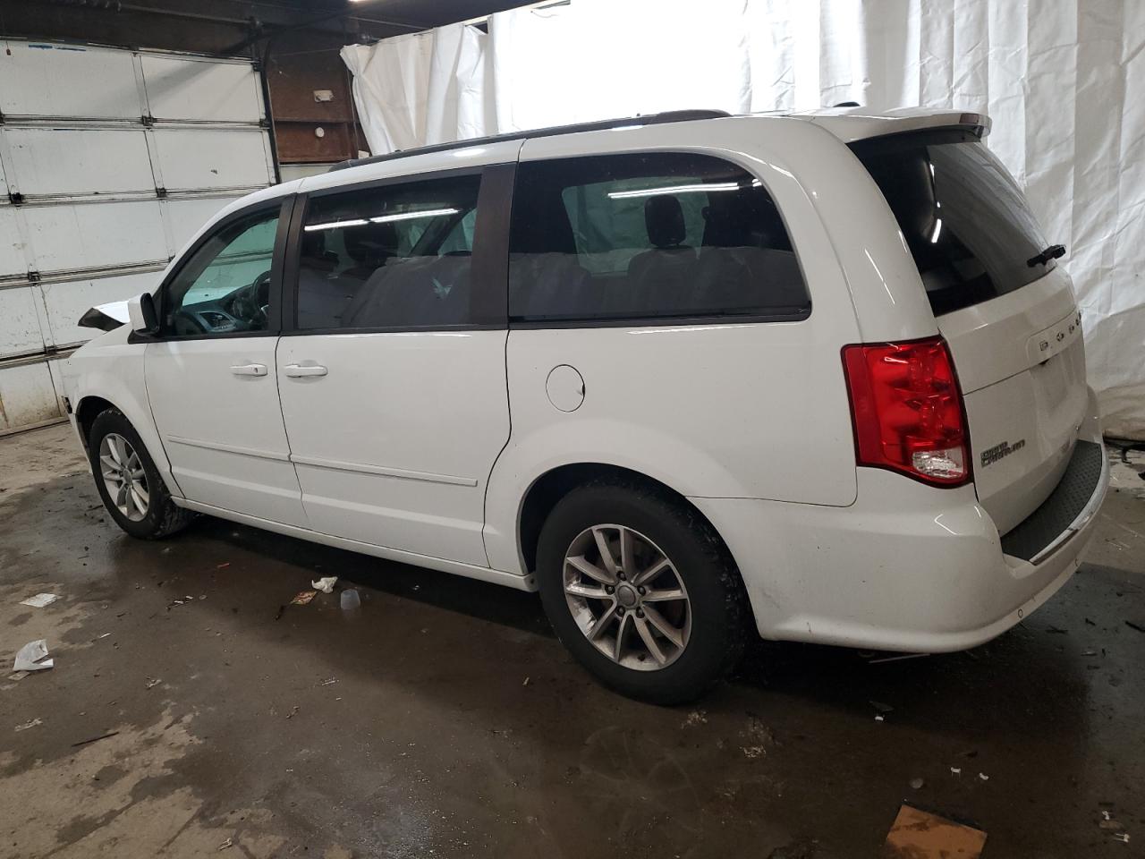 VIN 2C4RDGCG1GR333482 2016 DODGE CARAVAN no.2