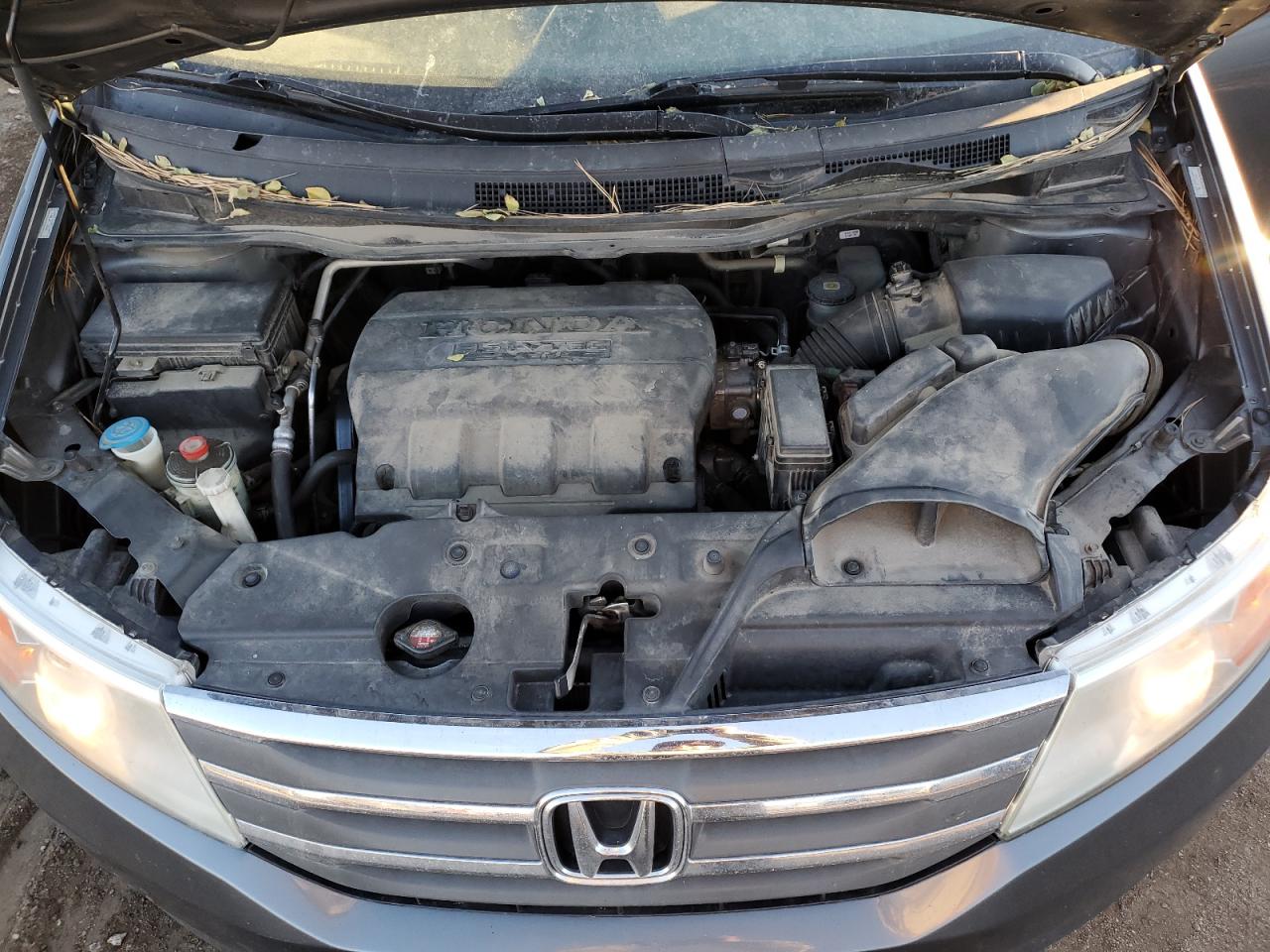 2012 Honda Odyssey - Image 13