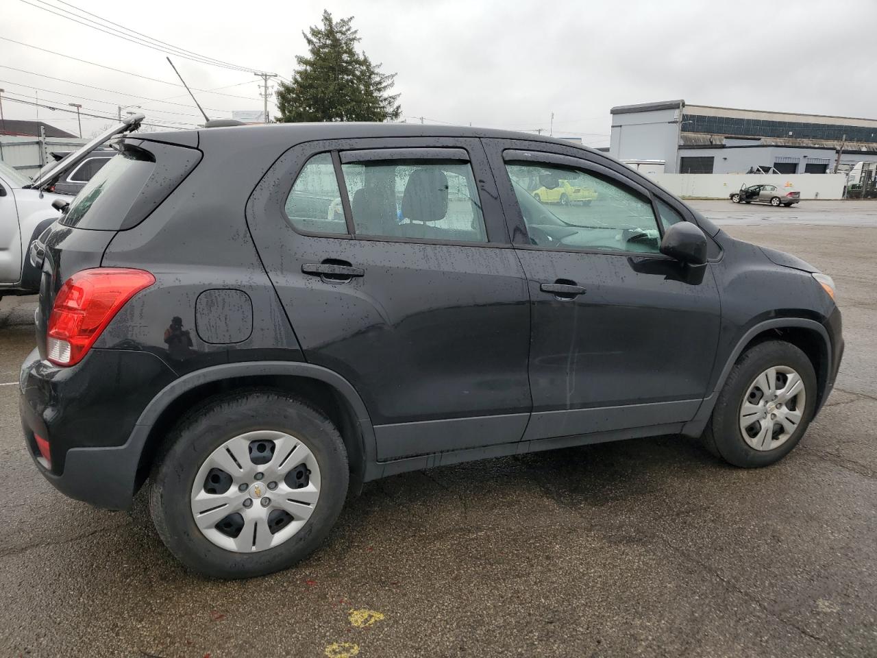 2018 Chevrolet Trax - Image 3