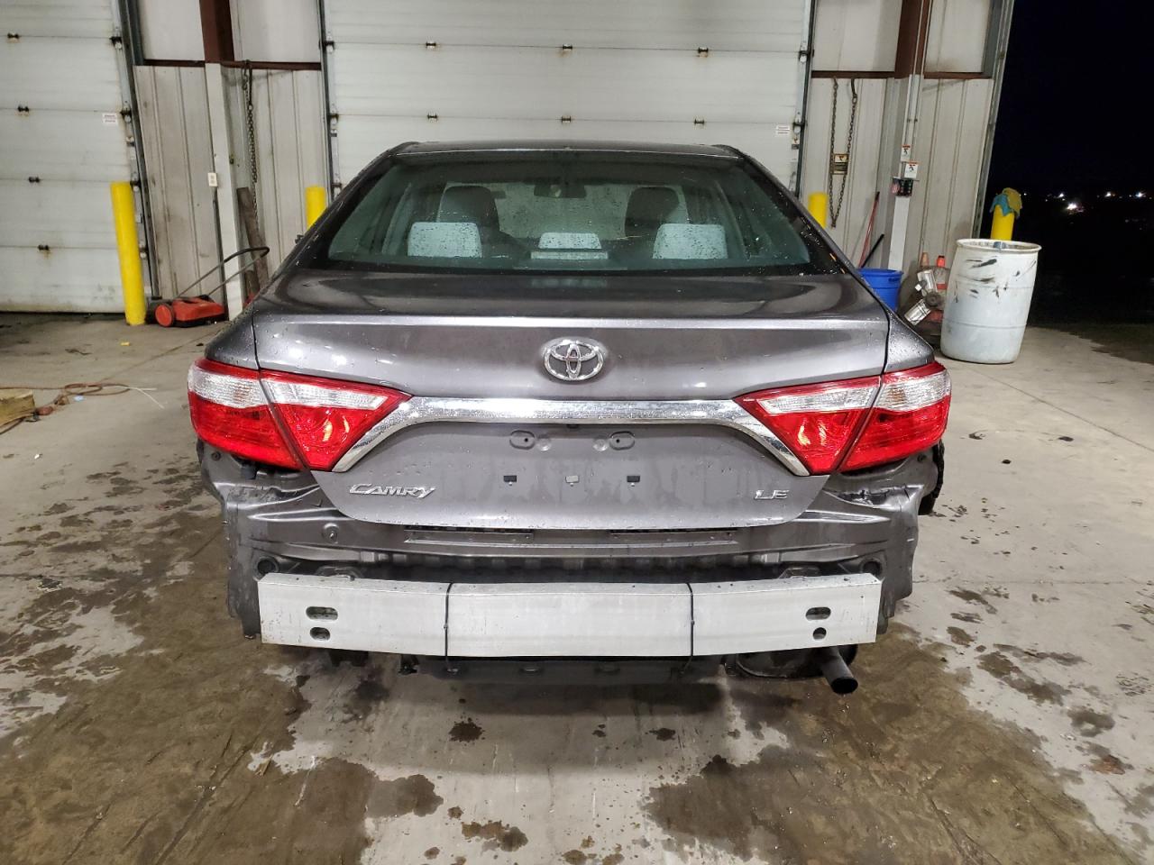 2015 Toyota Camry Le VIN: 4T4BF1FKXFR513992 Lot: 81342654