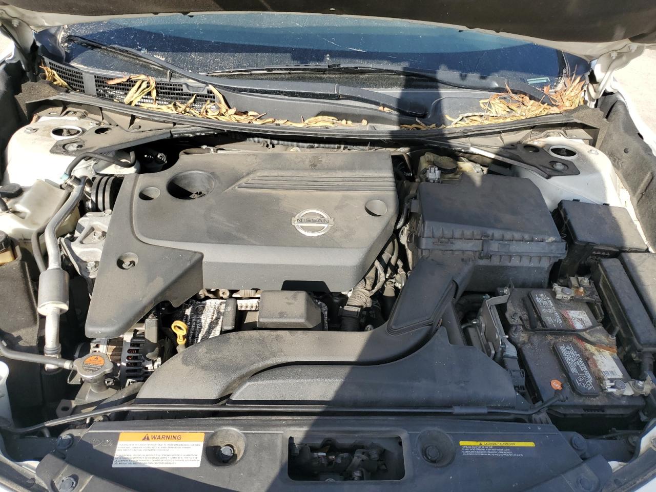 2015 Nissan Altima - Image 12