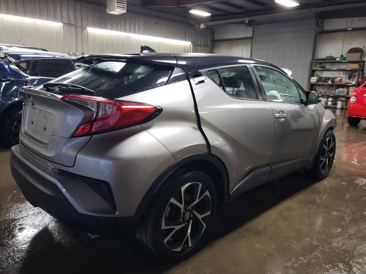 VIN NMTKHMBX0LR117385 2020 TOYOTA C-HR no.3