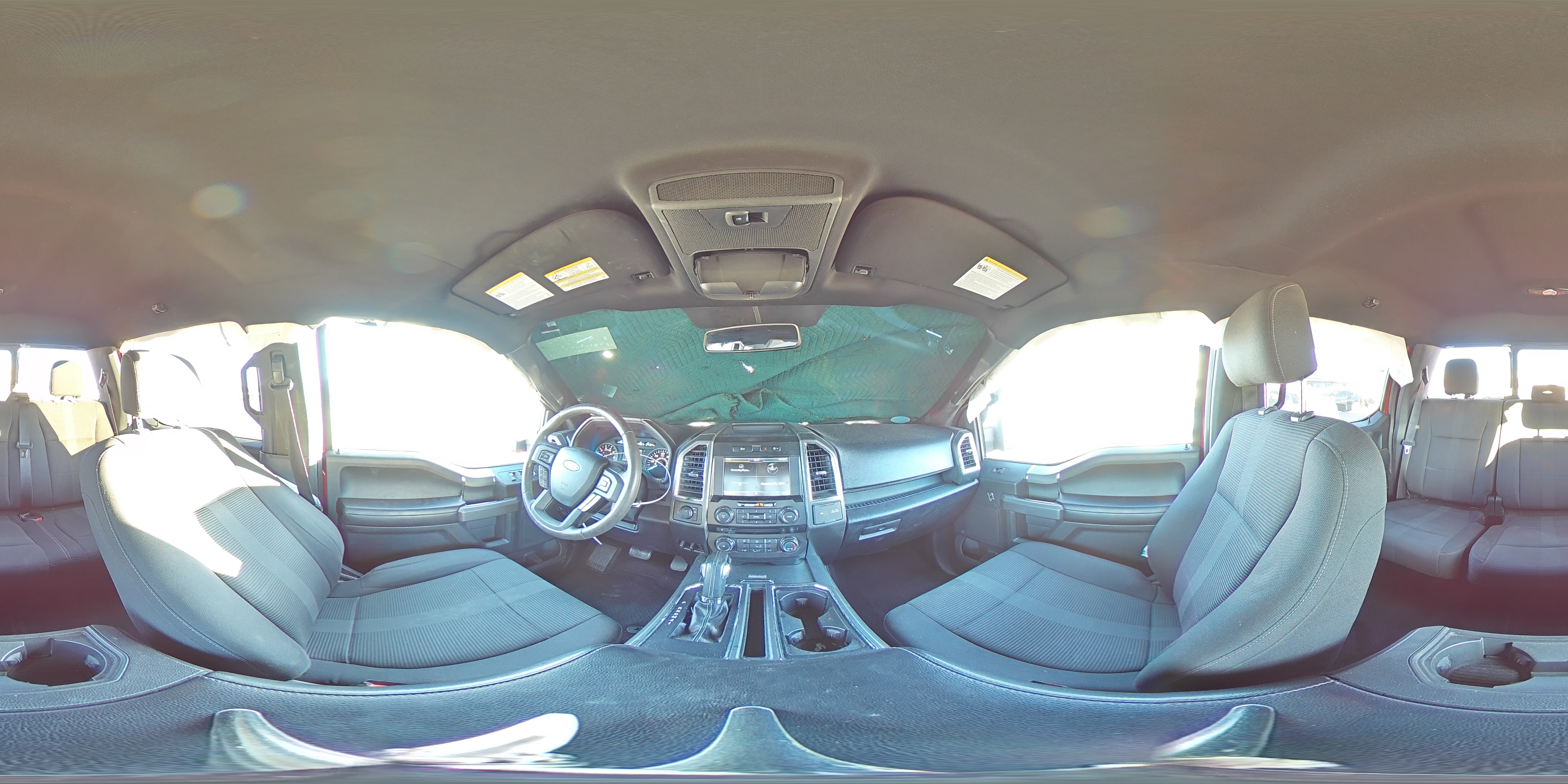 2015 Ford F-150 - Image 13