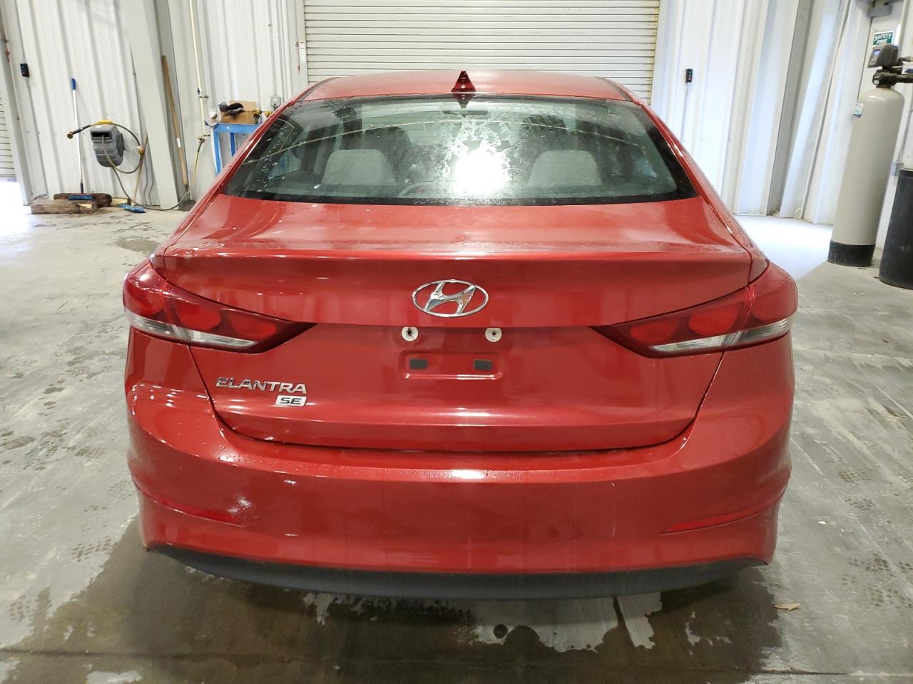 2017 Hyundai Elantra - Image 6
