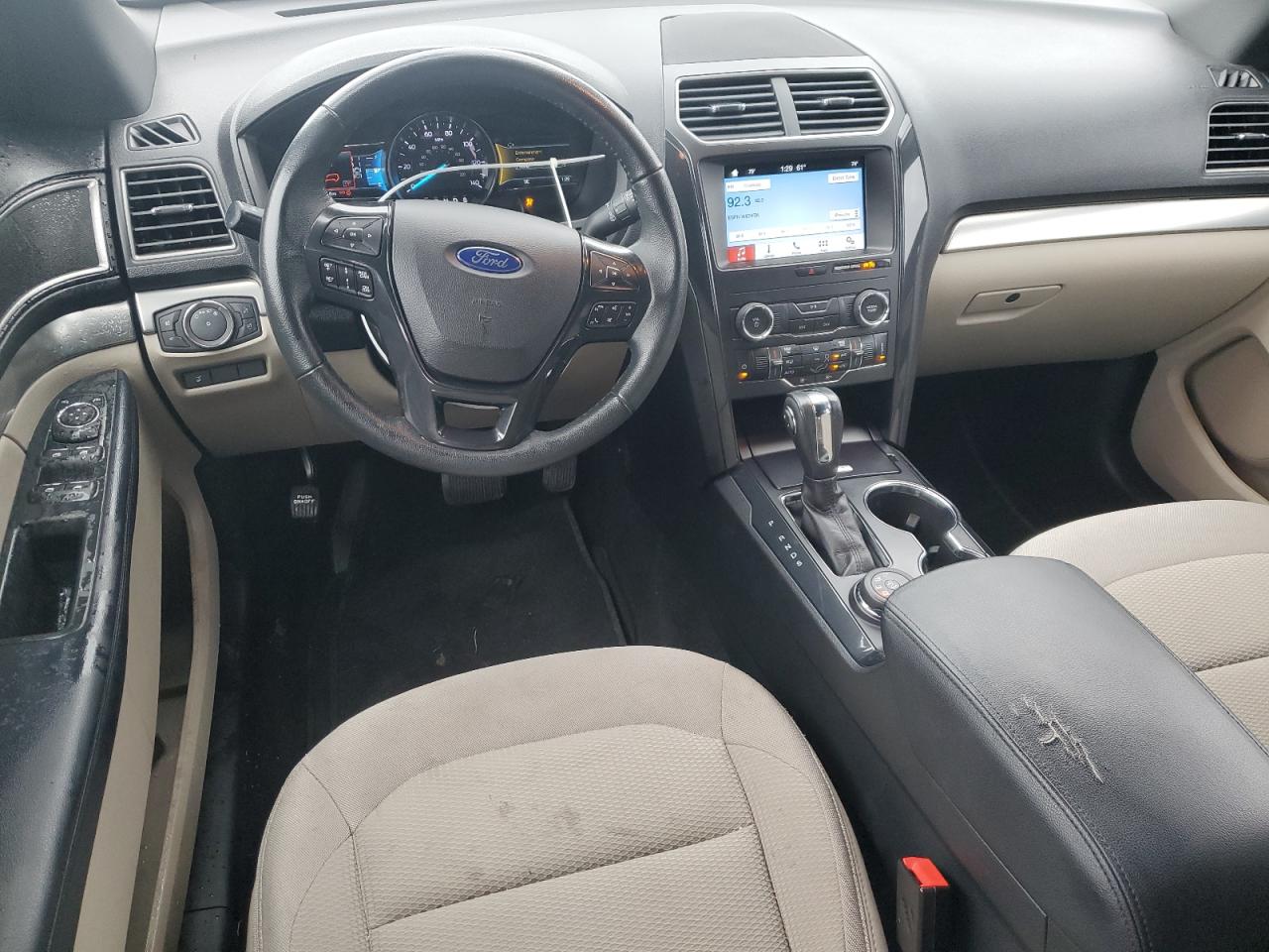 2018 Ford Explorer - Image 8