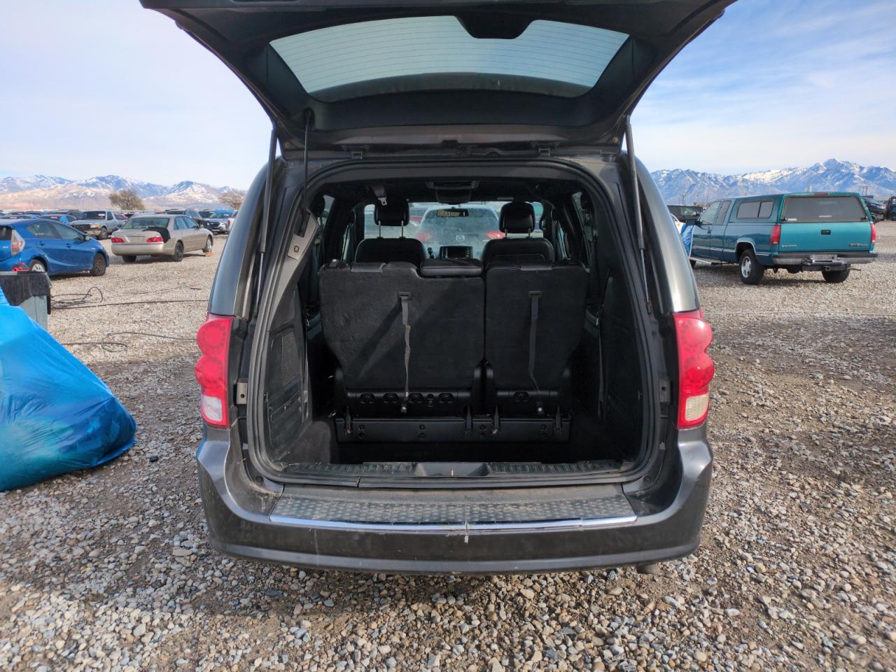 2016 Dodge Caravan - Image 6