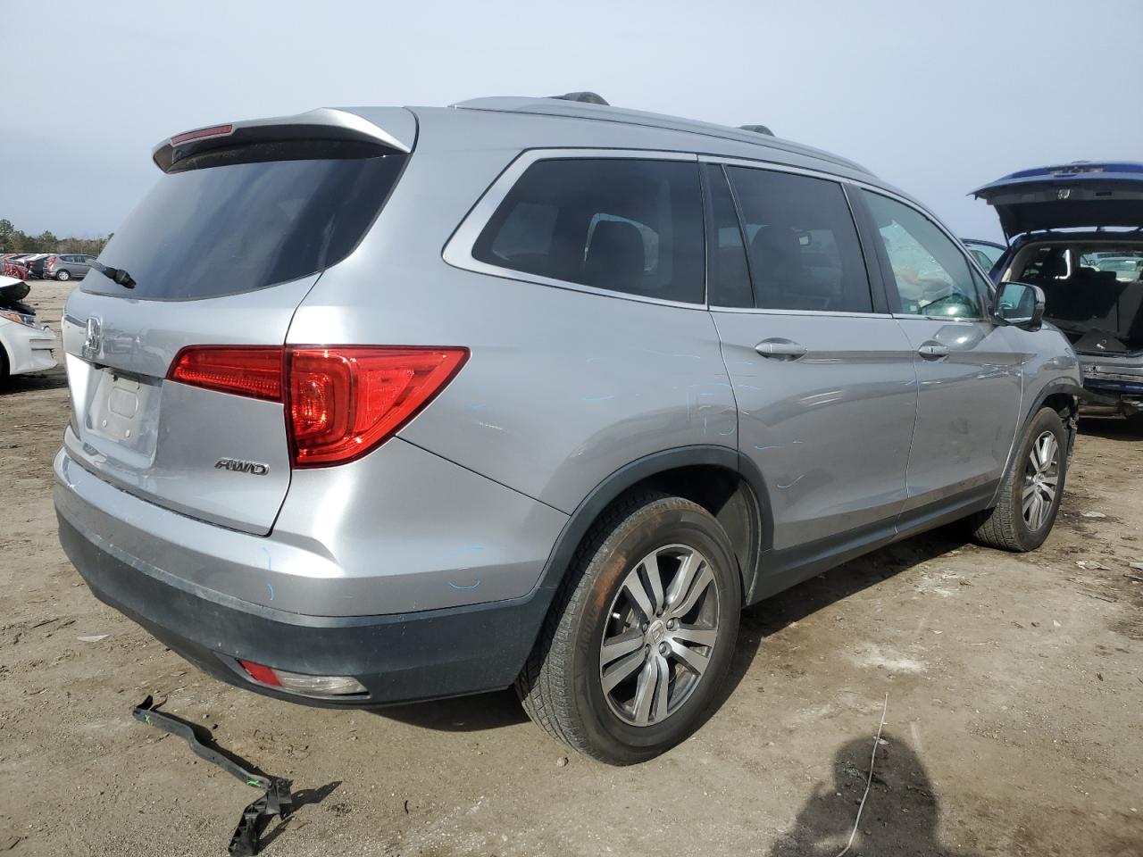 2017 Honda Pilot - Image 3