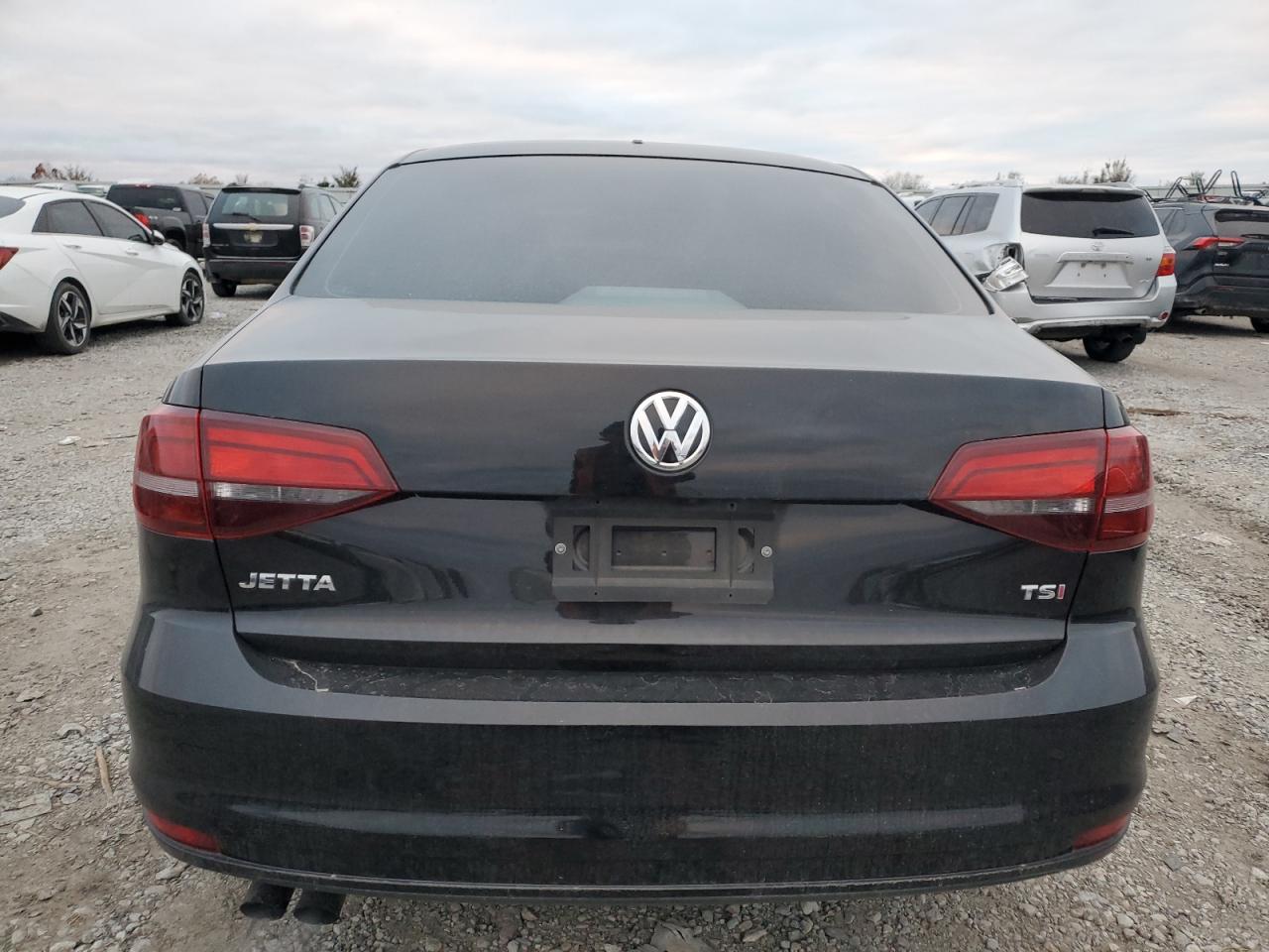 2017 Volkswagen Jetta - Image 6