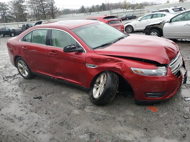  FORD TAURUS 2014 Красный