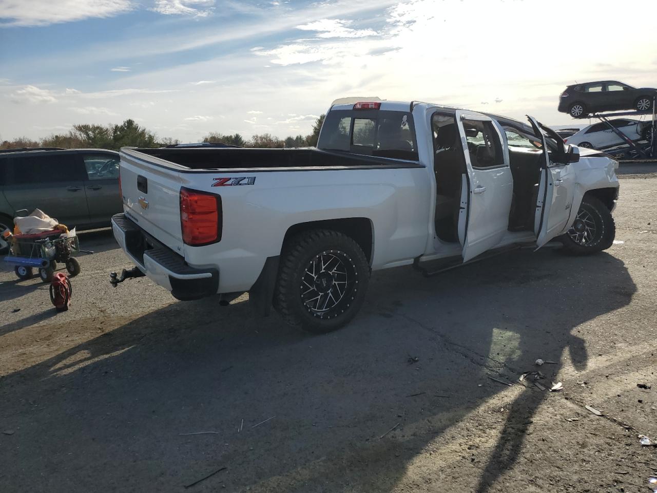 2018 Chevrolet Silverado - Image 3